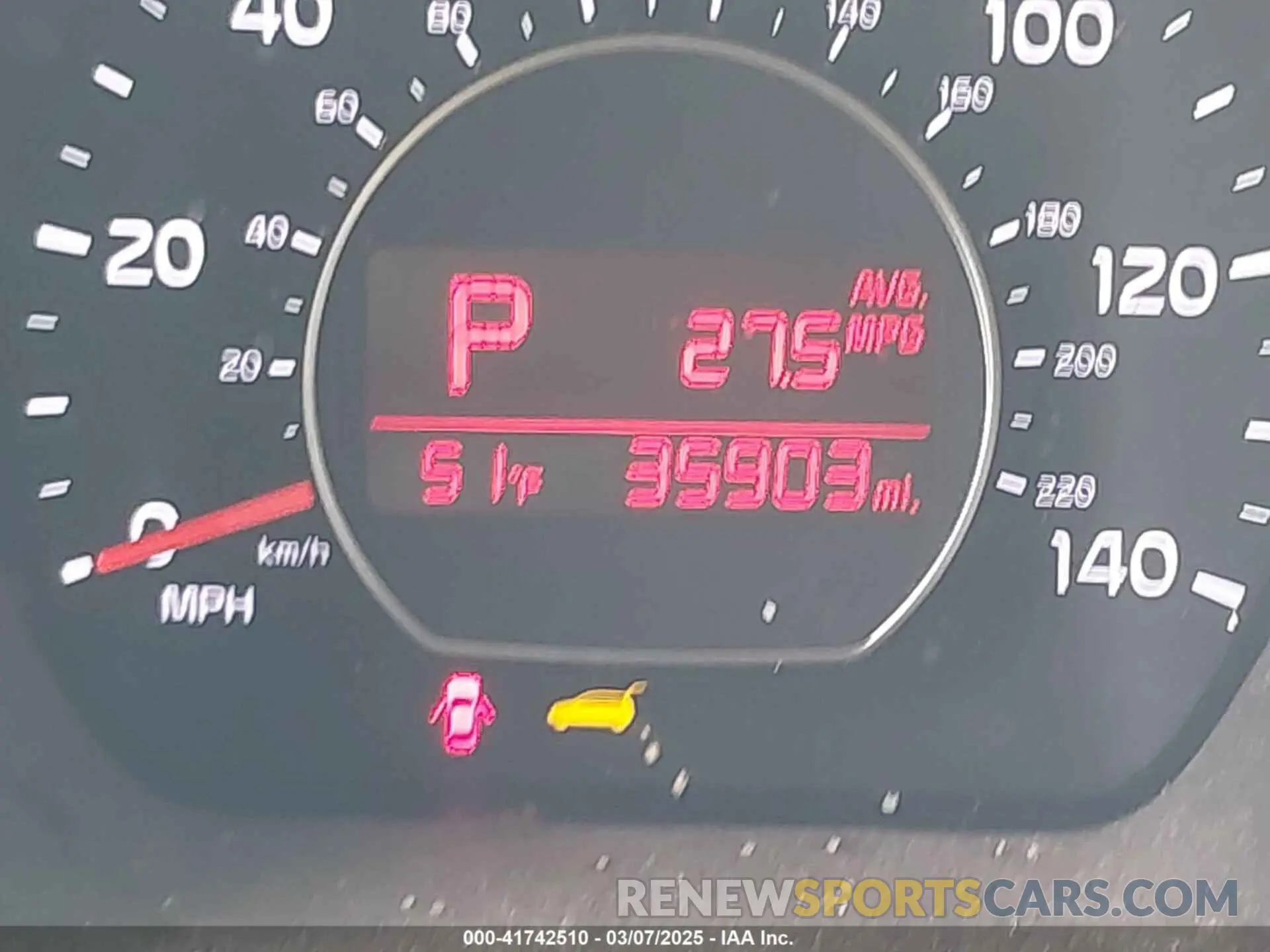 16 fotografías del automóvil dañado KNDJN2A24K7636139 KIA SOUL 2019