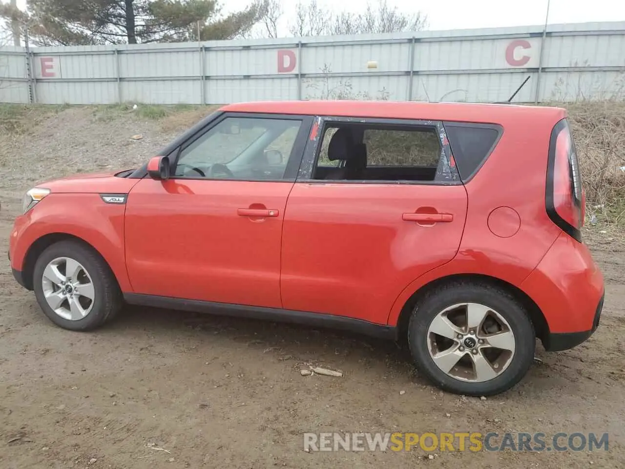 2 fotografías del automóvil dañado KNDJN2A24K7655435 KIA SOUL 2019
