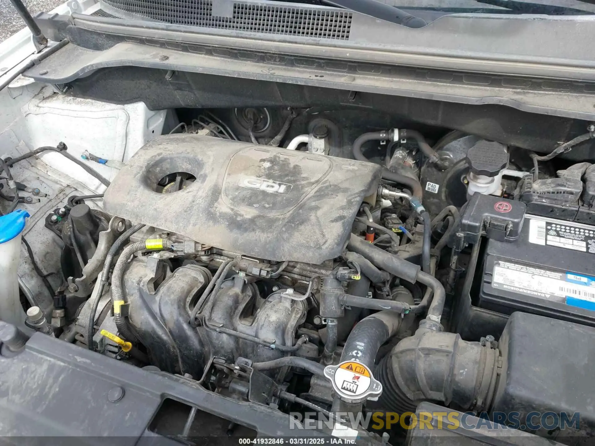 10 fotografías del automóvil dañado KNDJN2A24K7676852 KIA SOUL 2019