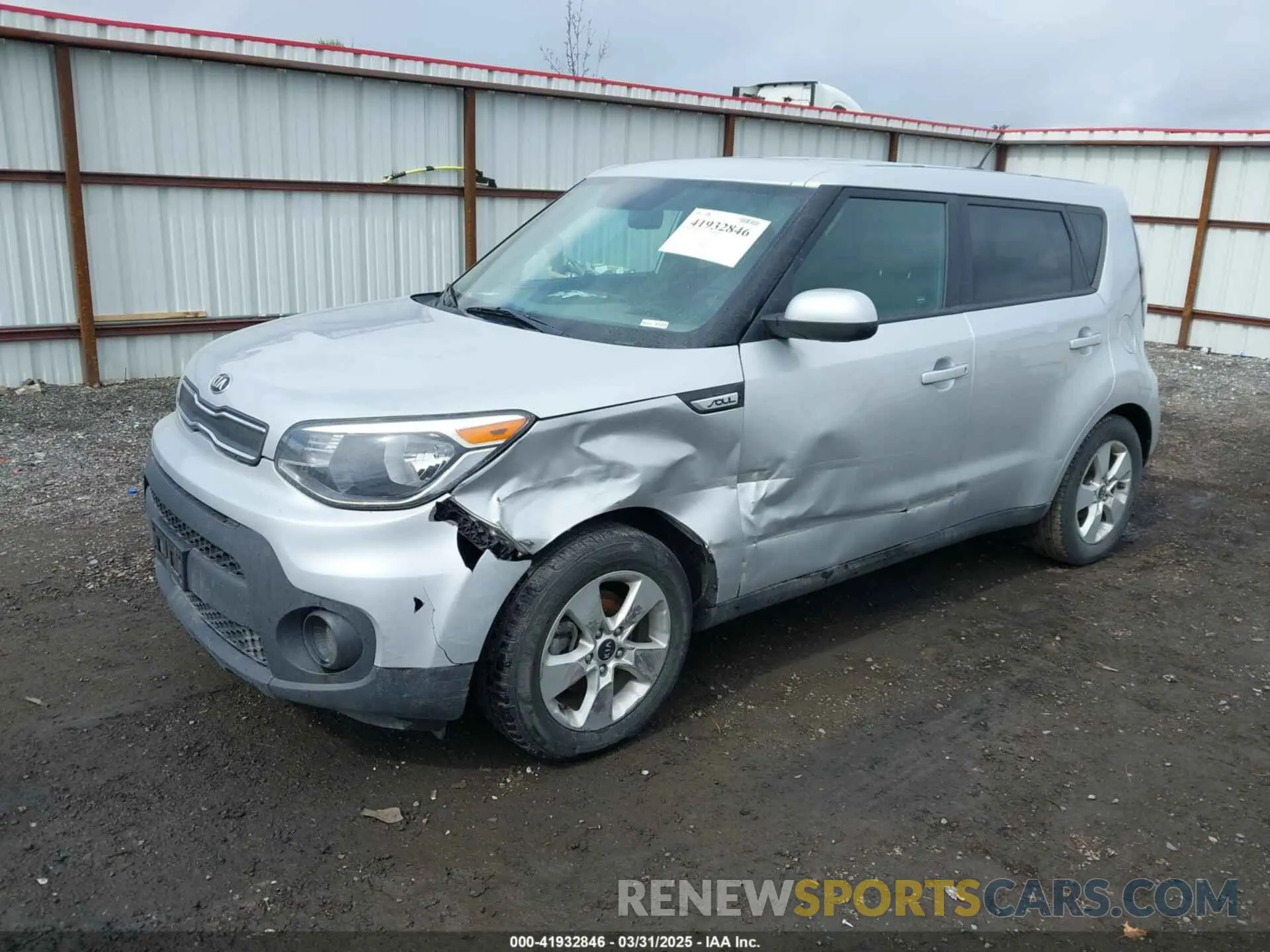 2 fotografías del automóvil dañado KNDJN2A24K7676852 KIA SOUL 2019
