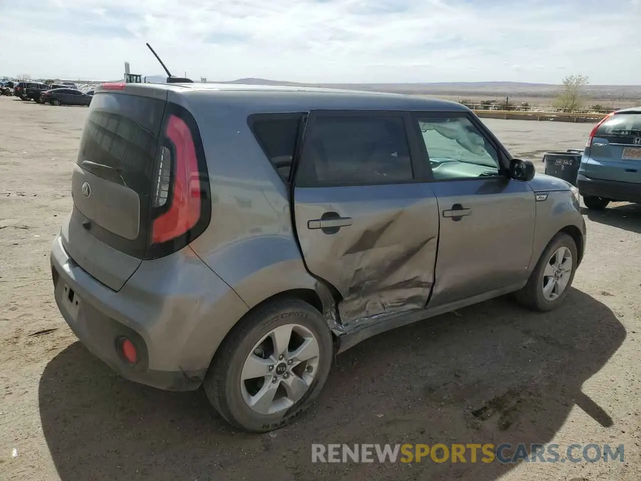 3 fotografías del automóvil dañado KNDJN2A24K7684370 KIA SOUL 2019