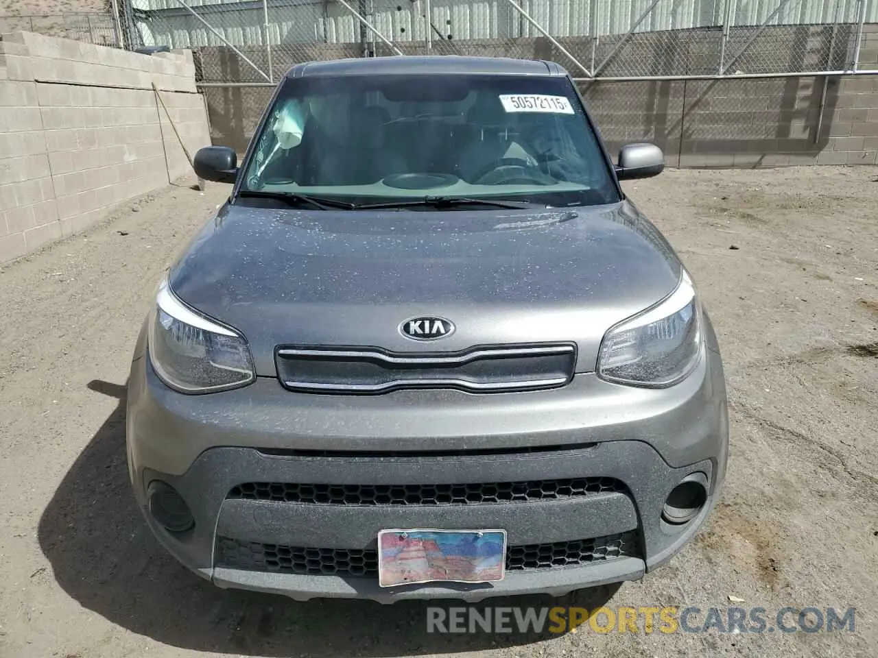 5 fotografías del automóvil dañado KNDJN2A24K7684370 KIA SOUL 2019