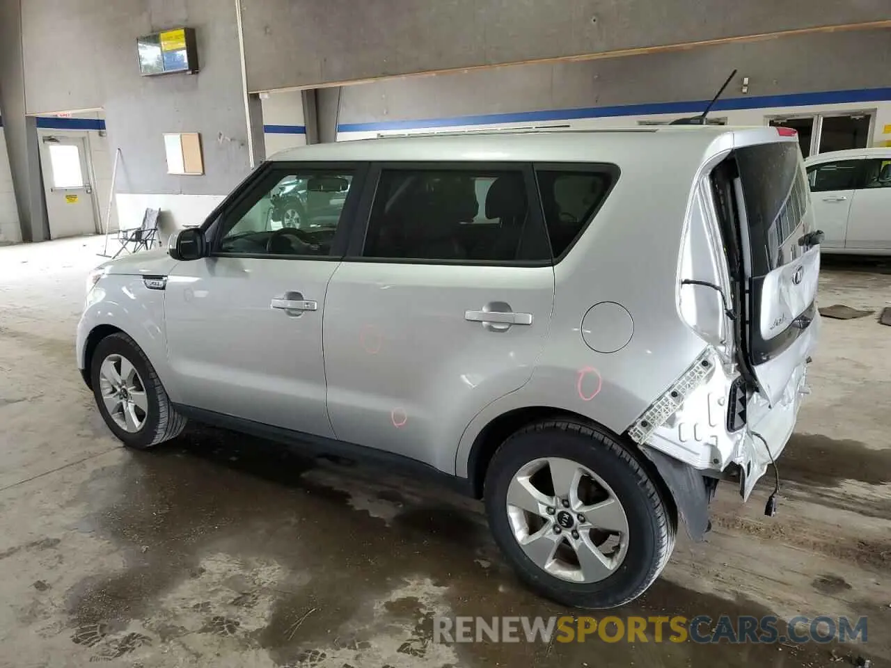 2 fotografías del automóvil dañado KNDJN2A24K7686166 KIA SOUL 2019