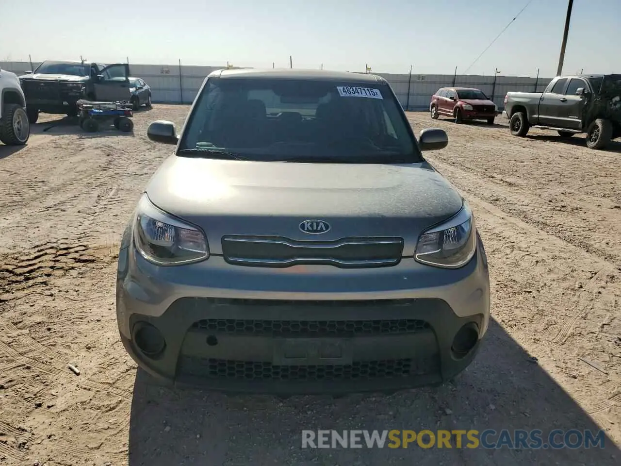 5 fotografías del automóvil dañado KNDJN2A25K7003990 KIA SOUL 2019