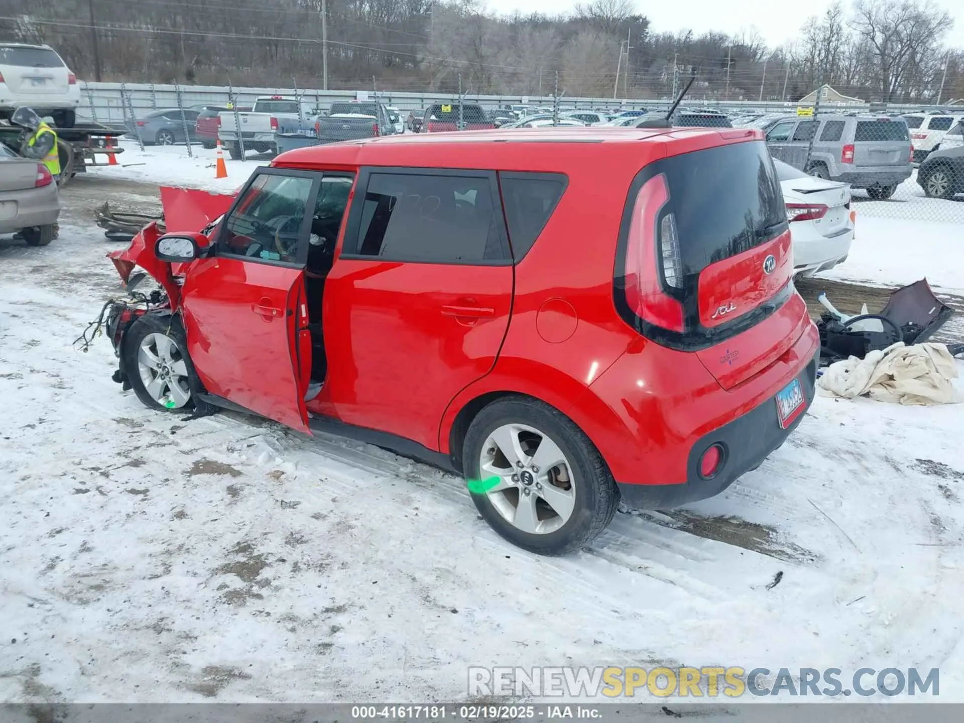 3 fotografías del automóvil dañado KNDJN2A25K7007070 KIA SOUL 2019