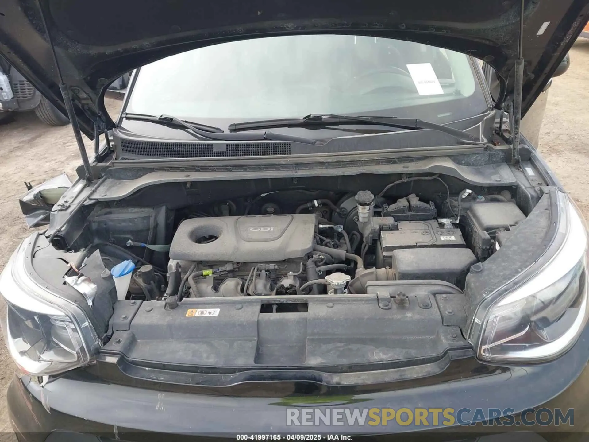10 fotografías del automóvil dañado KNDJN2A25K7011118 KIA SOUL 2019