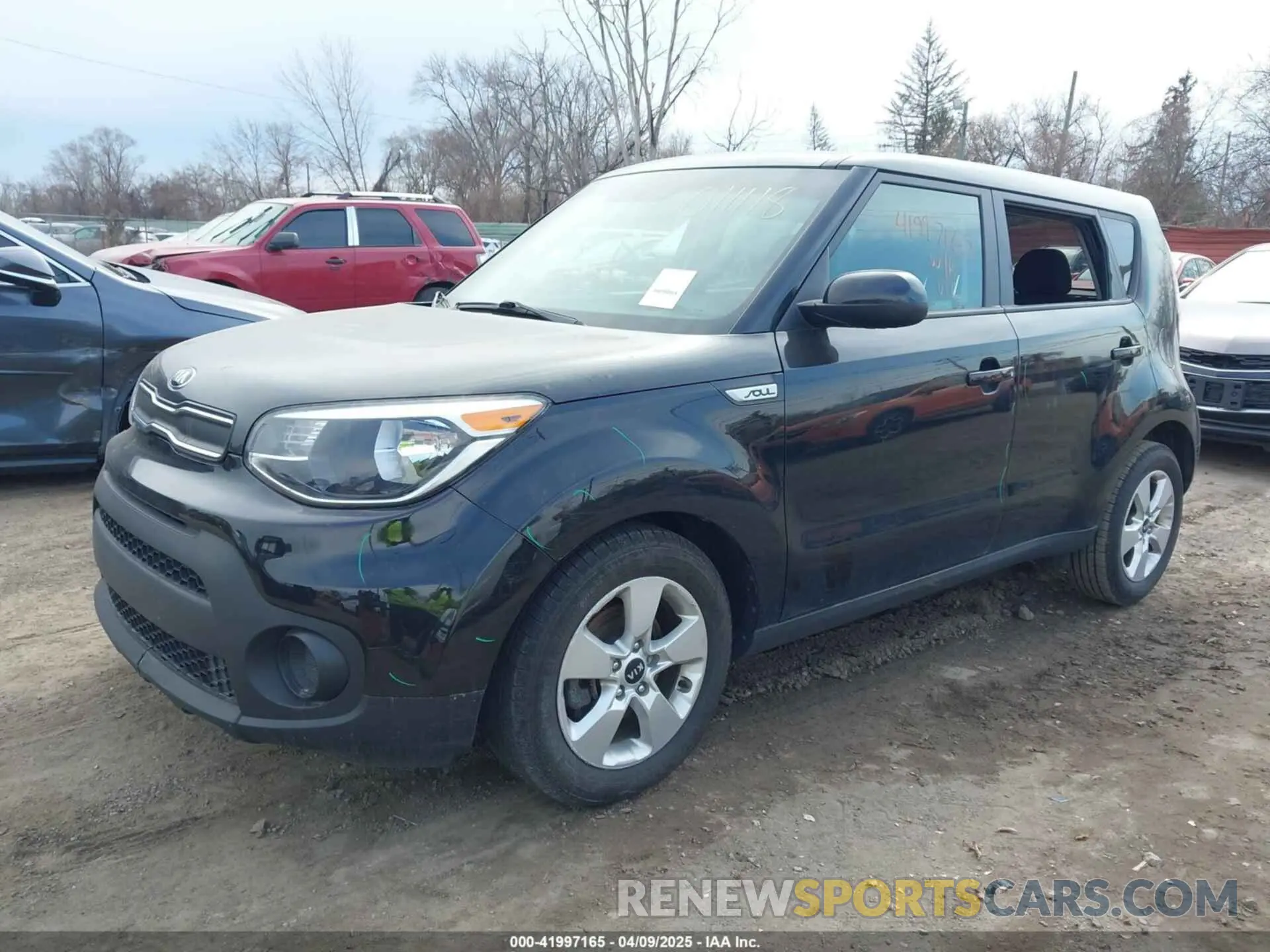 2 fotografías del automóvil dañado KNDJN2A25K7011118 KIA SOUL 2019