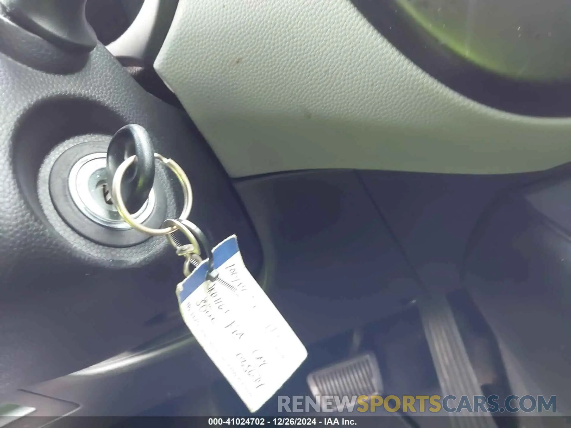 11 fotografías del automóvil dañado KNDJN2A25K7025634 KIA SOUL 2019