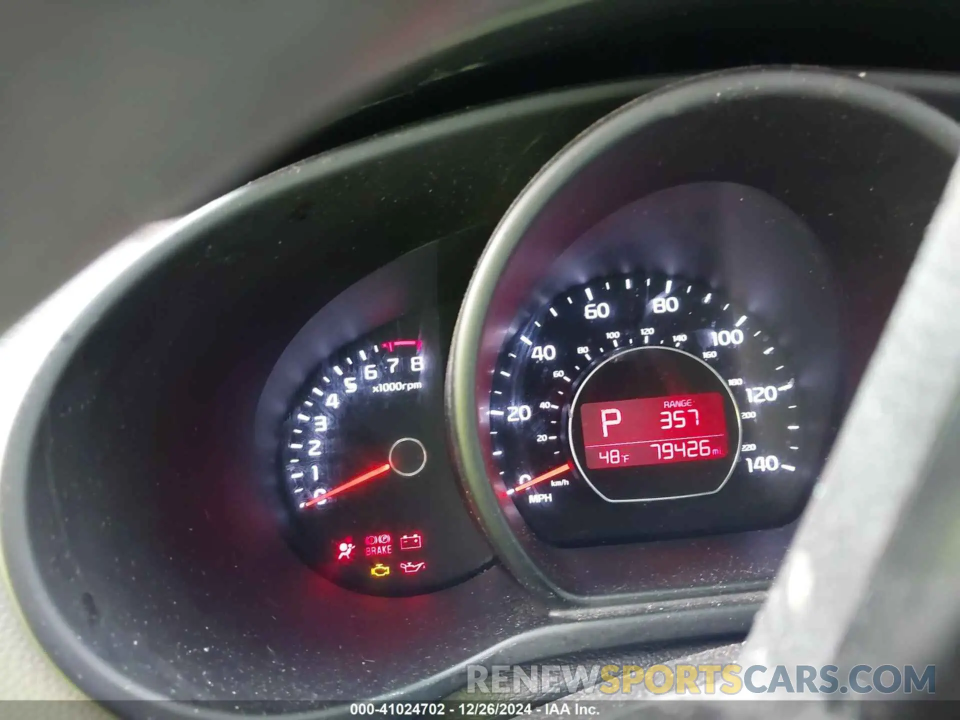 15 fotografías del automóvil dañado KNDJN2A25K7025634 KIA SOUL 2019