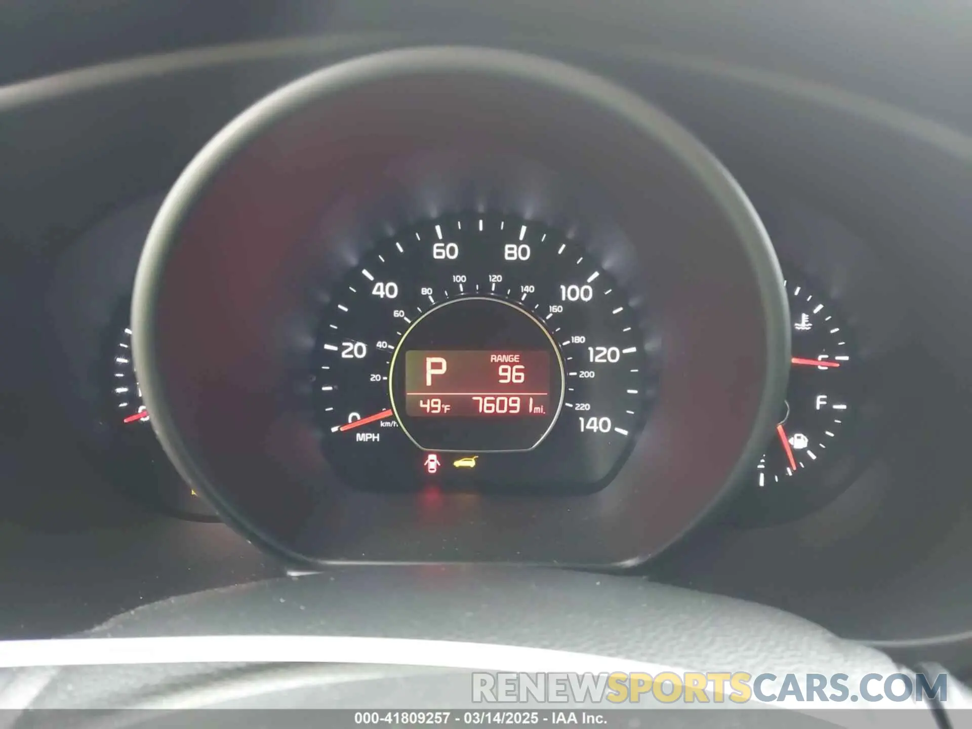 7 fotografías del automóvil dañado KNDJN2A25K7650566 KIA SOUL 2019