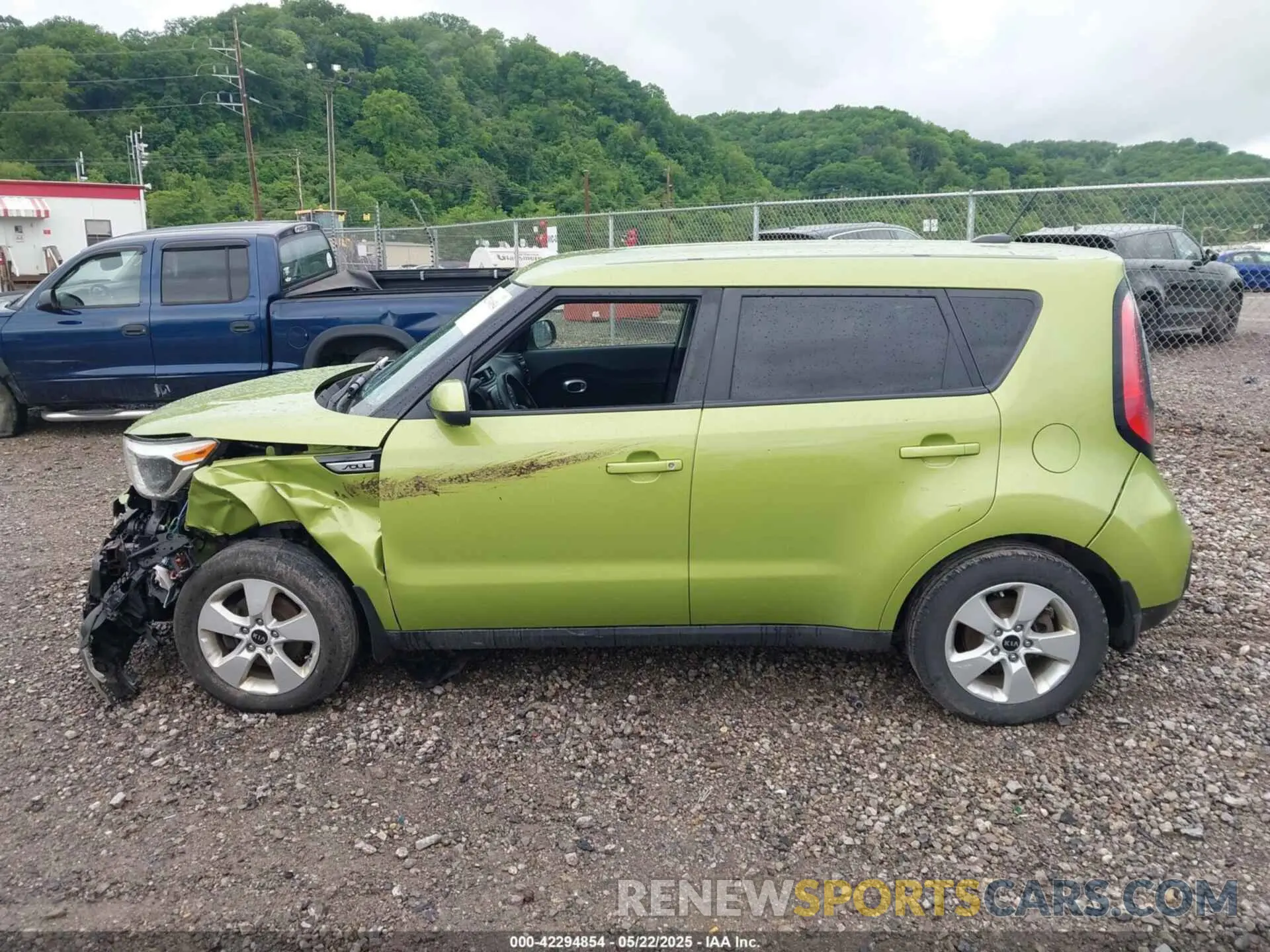 14 fotografías del automóvil dañado KNDJN2A25K7910206 KIA SOUL 2019
