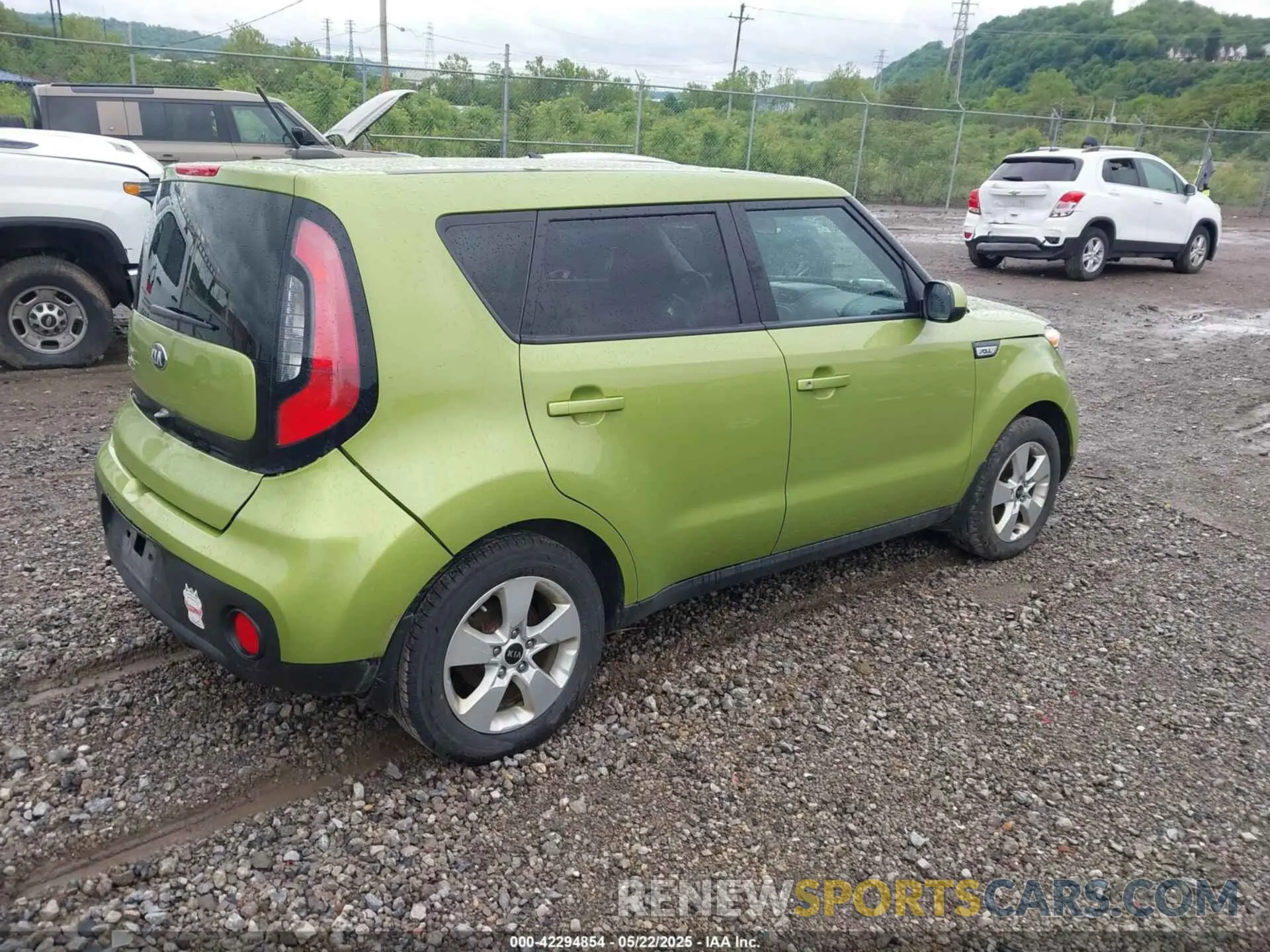 4 fotografías del automóvil dañado KNDJN2A25K7910206 KIA SOUL 2019