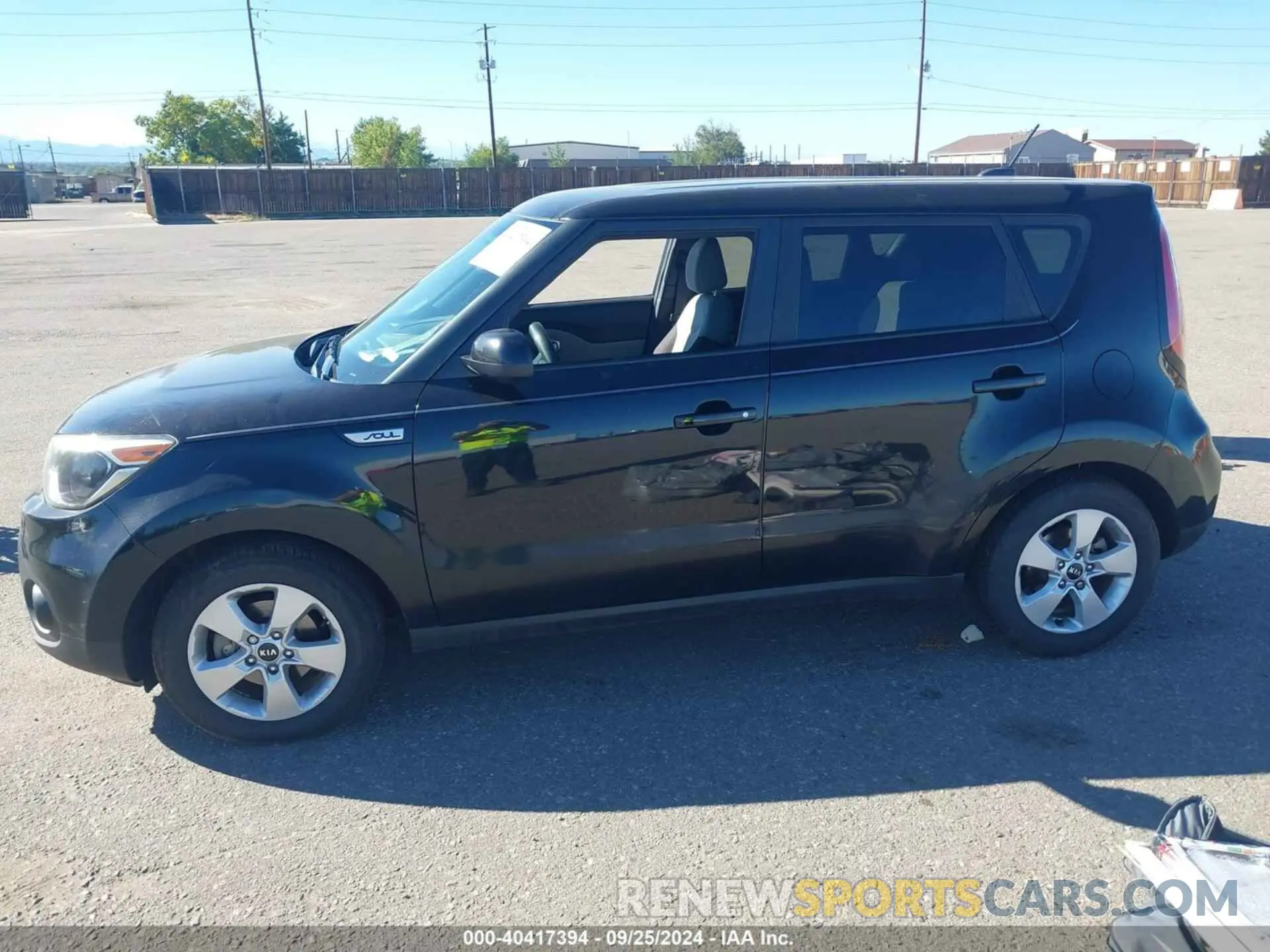 14 fotografías del automóvil dañado KNDJN2A26K7685908 KIA SOUL 2019