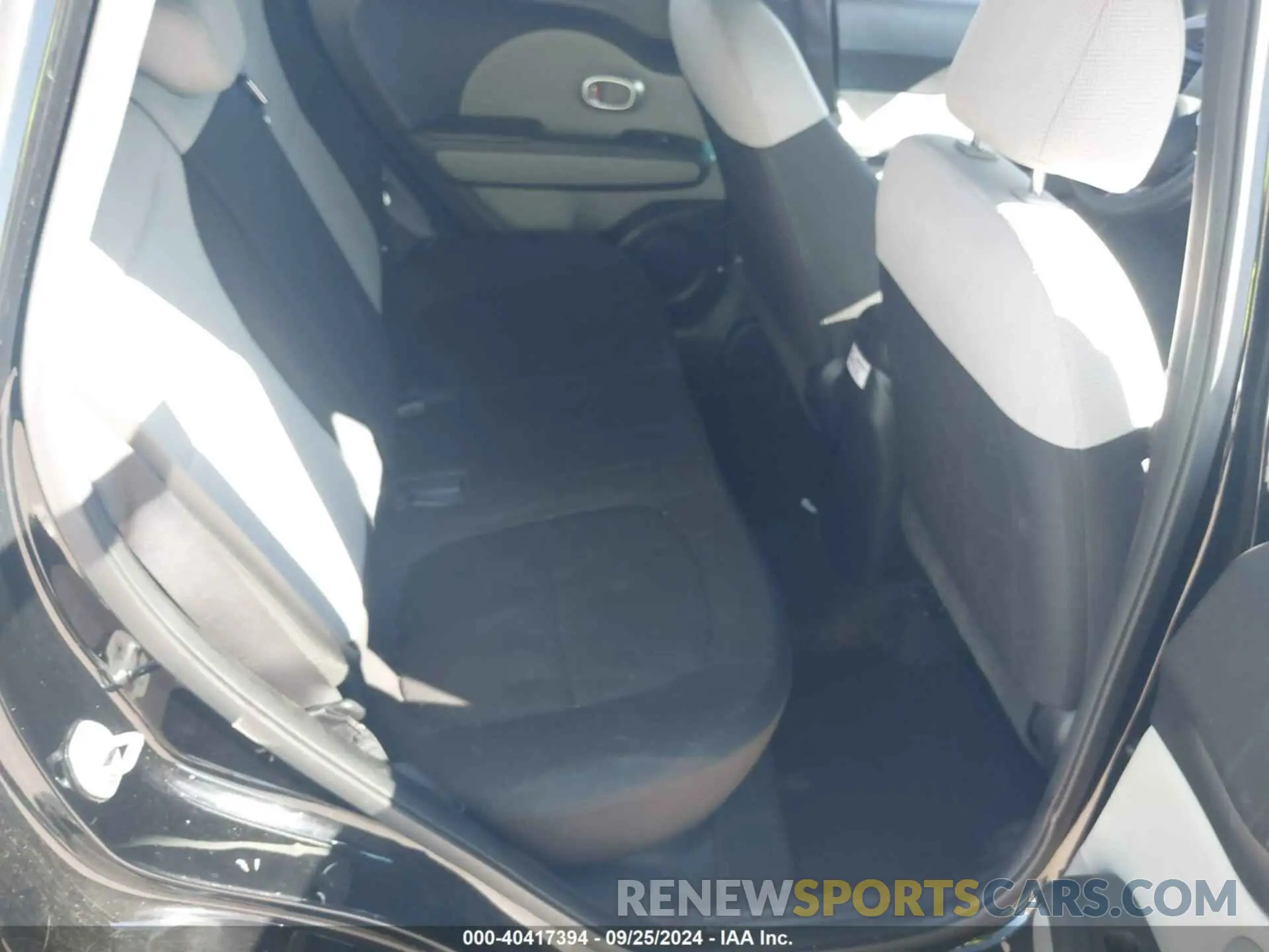 8 fotografías del automóvil dañado KNDJN2A26K7685908 KIA SOUL 2019