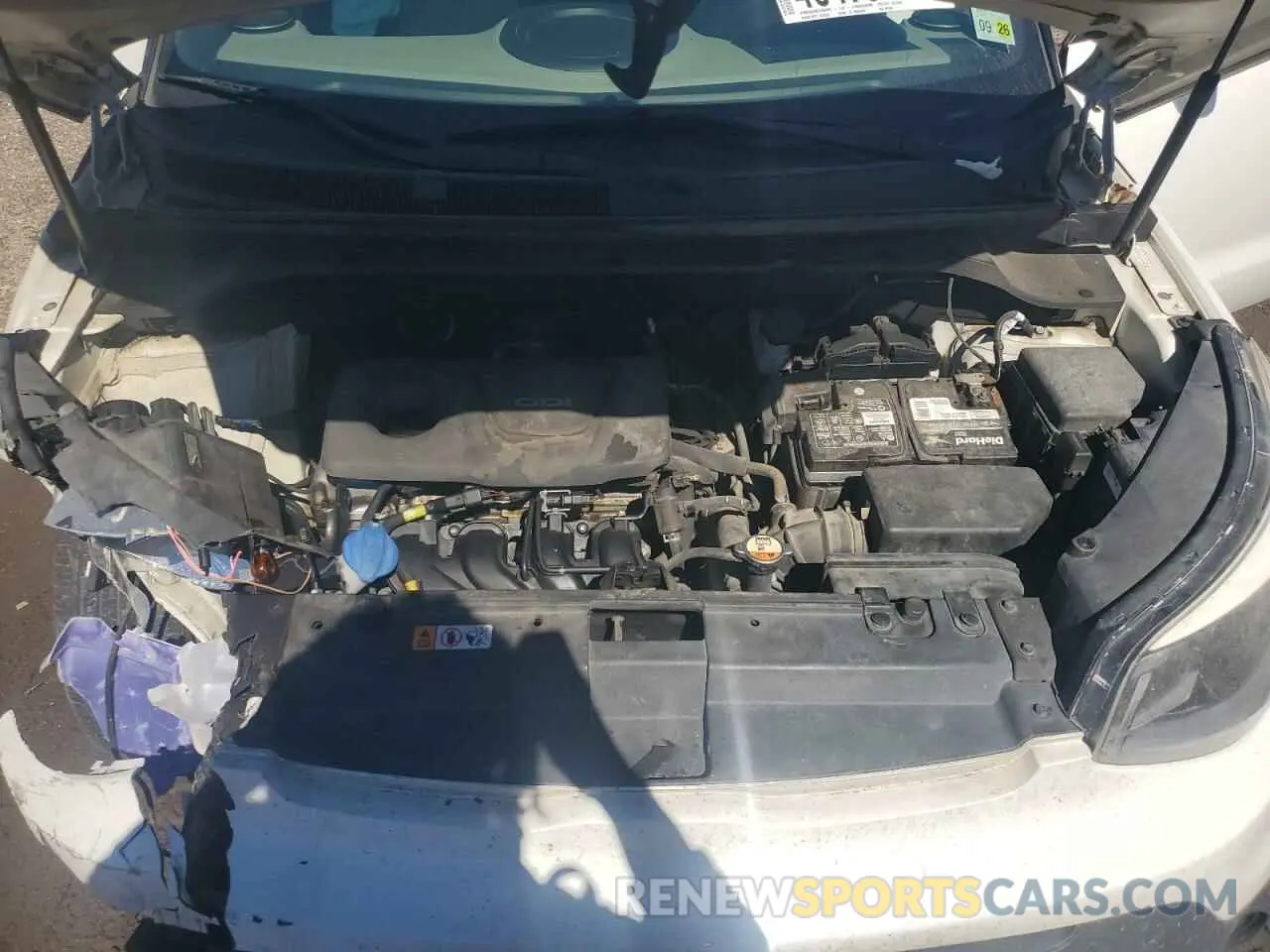 11 fotografías del automóvil dañado KNDJN2A26K7912028 KIA SOUL 2019