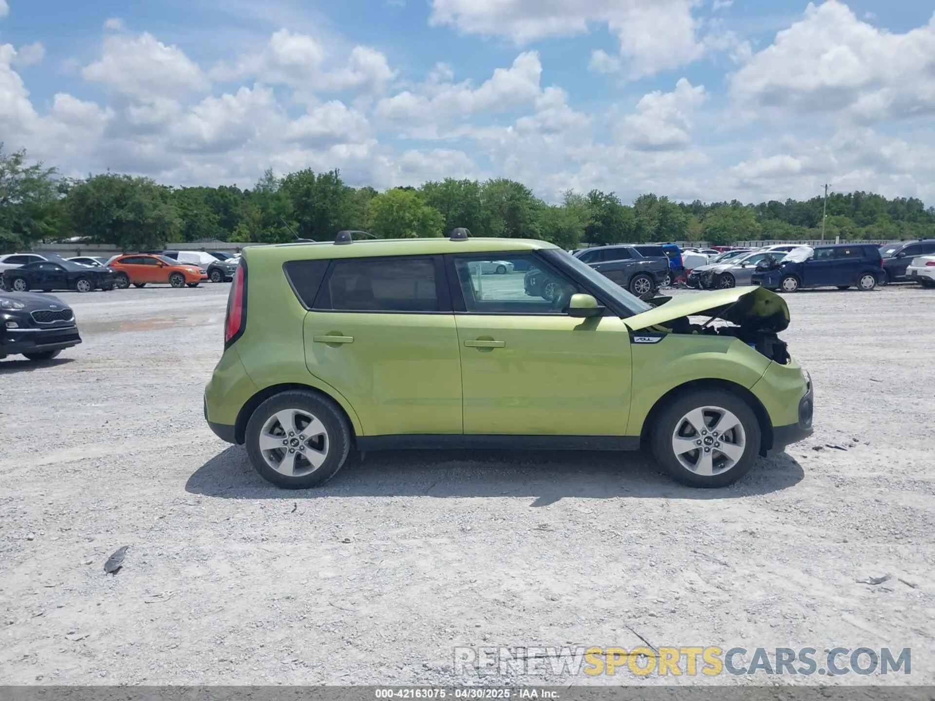 14 fotografías del automóvil dañado KNDJN2A26K7920520 KIA SOUL 2019