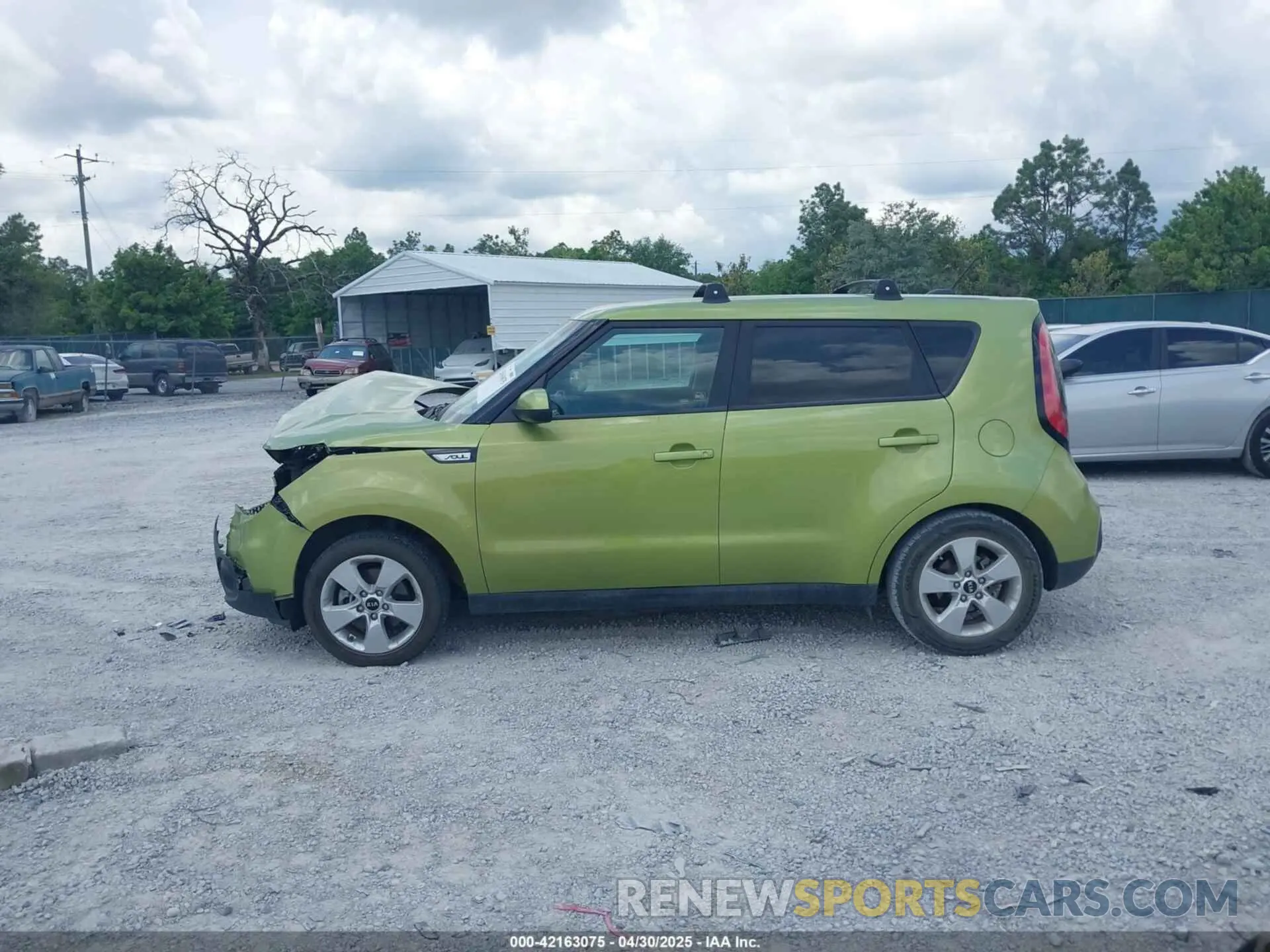 15 fotografías del automóvil dañado KNDJN2A26K7920520 KIA SOUL 2019