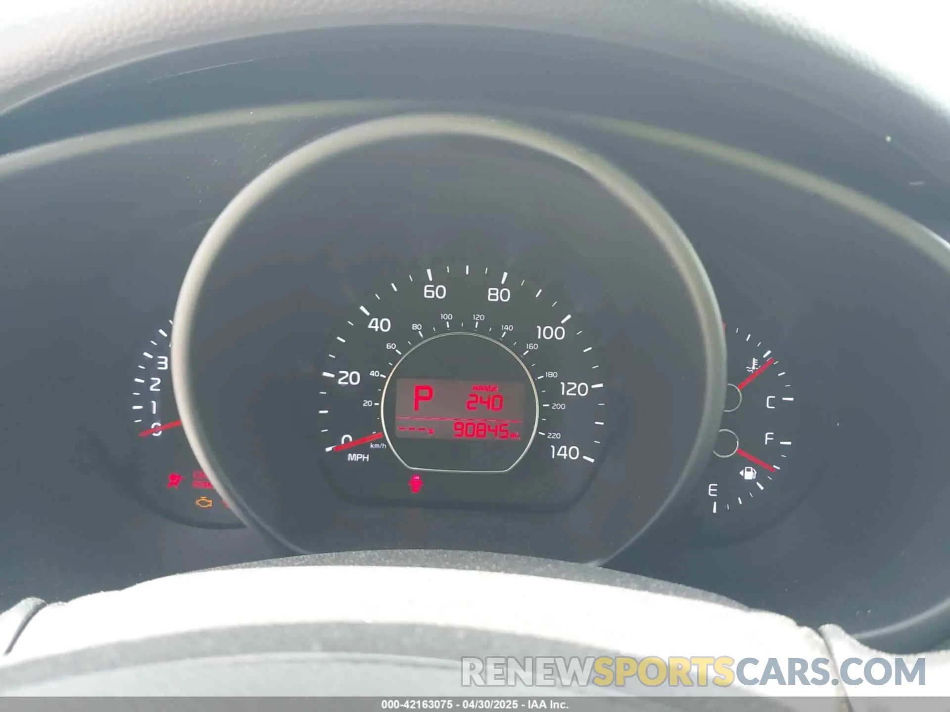 7 fotografías del automóvil dañado KNDJN2A26K7920520 KIA SOUL 2019