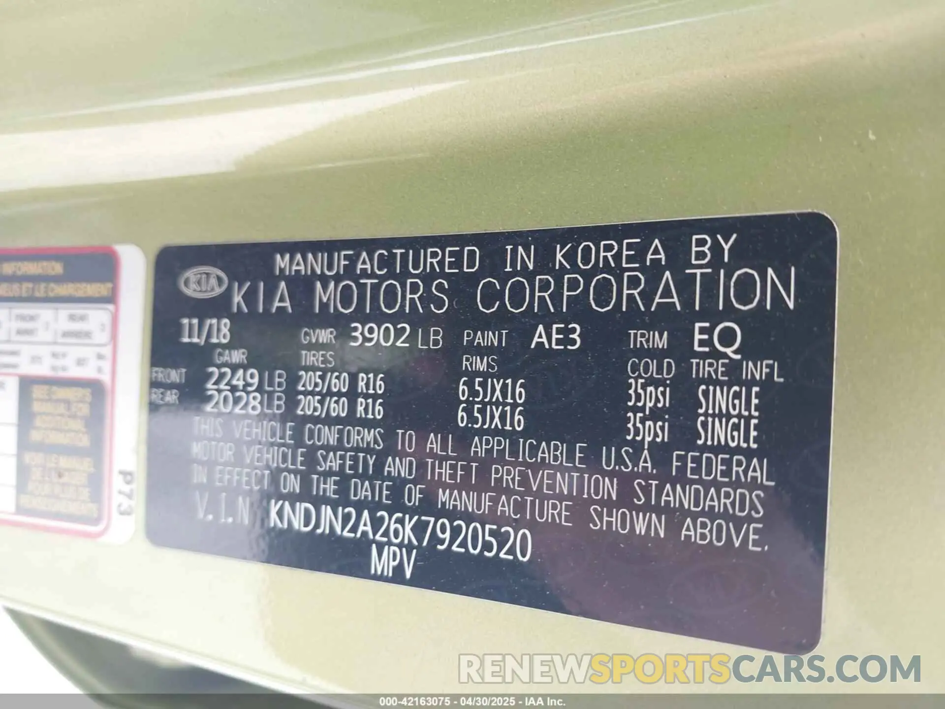 9 fotografías del automóvil dañado KNDJN2A26K7920520 KIA SOUL 2019