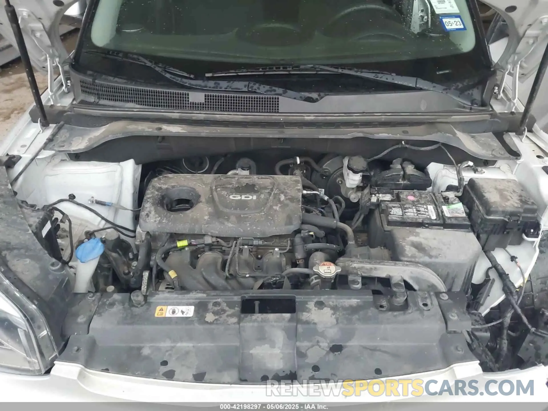 10 fotografías del automóvil dañado KNDJN2A27K7013680 KIA SOUL 2019