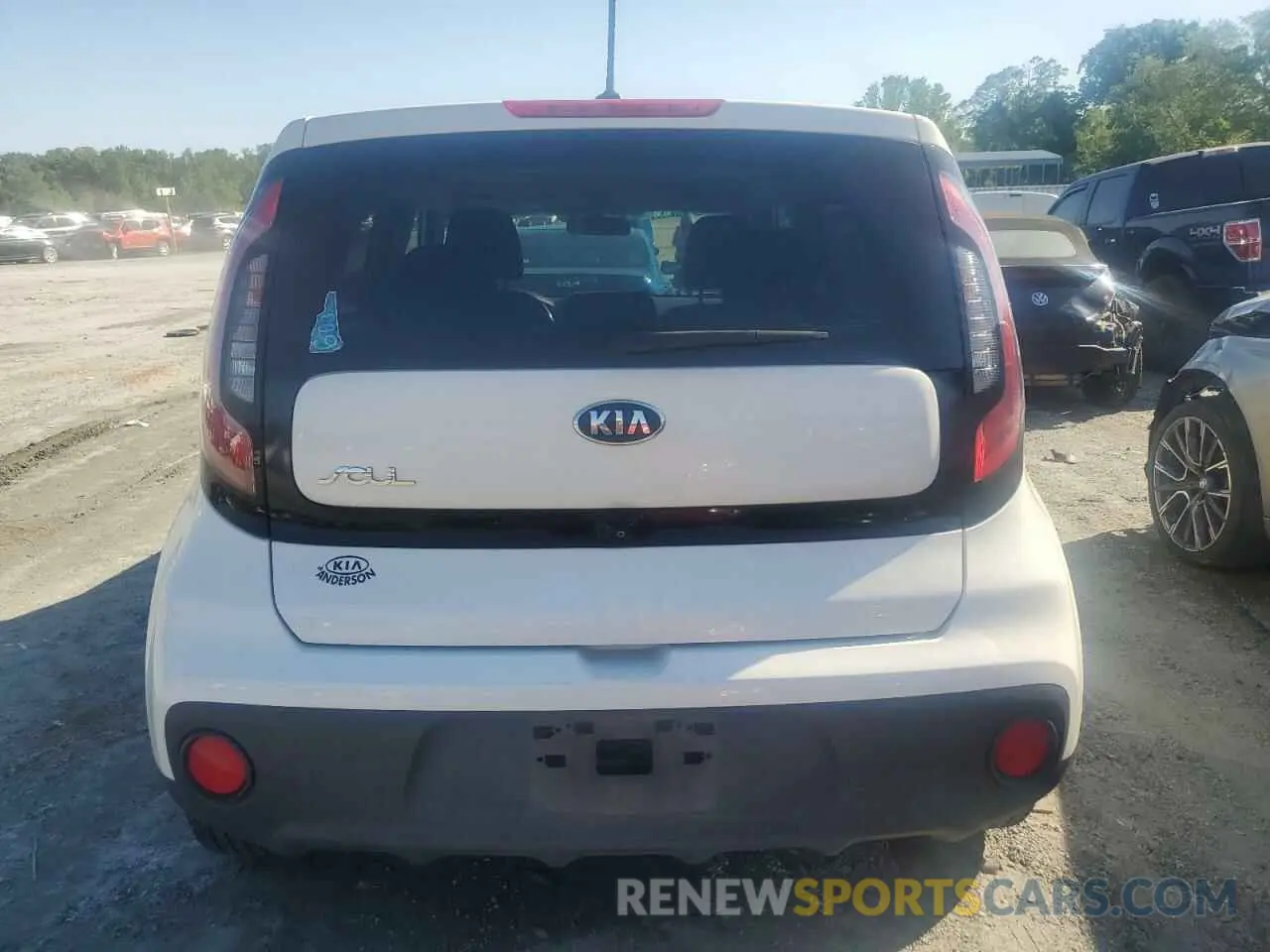 6 fotografías del automóvil dañado KNDJN2A27K7657132 KIA SOUL 2019