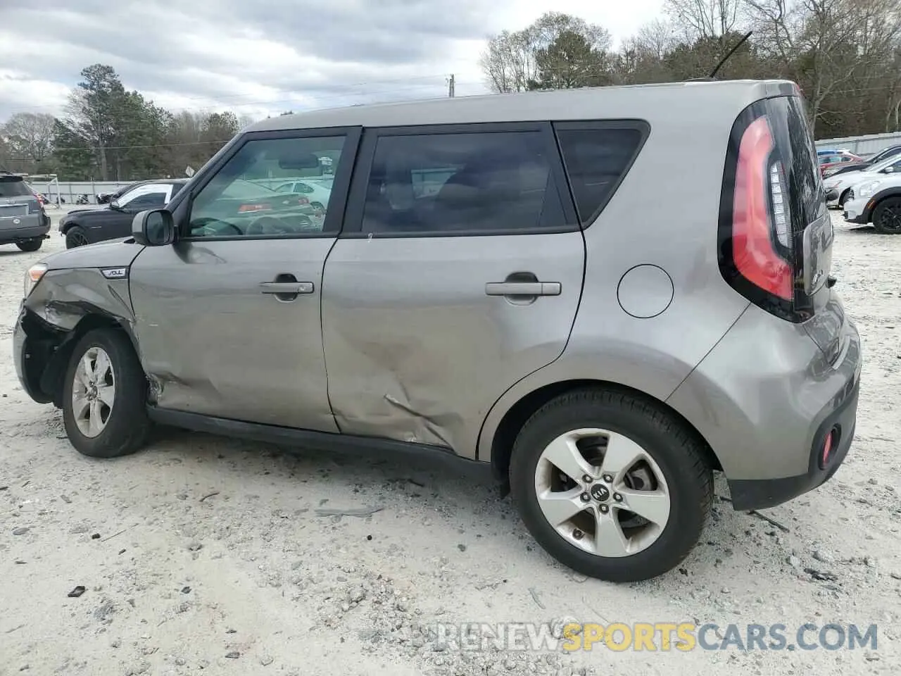 2 fotografías del automóvil dañado KNDJN2A27K7671712 KIA SOUL 2019