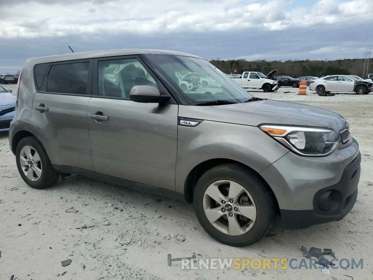 4 fotografías del automóvil dañado KNDJN2A27K7671712 KIA SOUL 2019