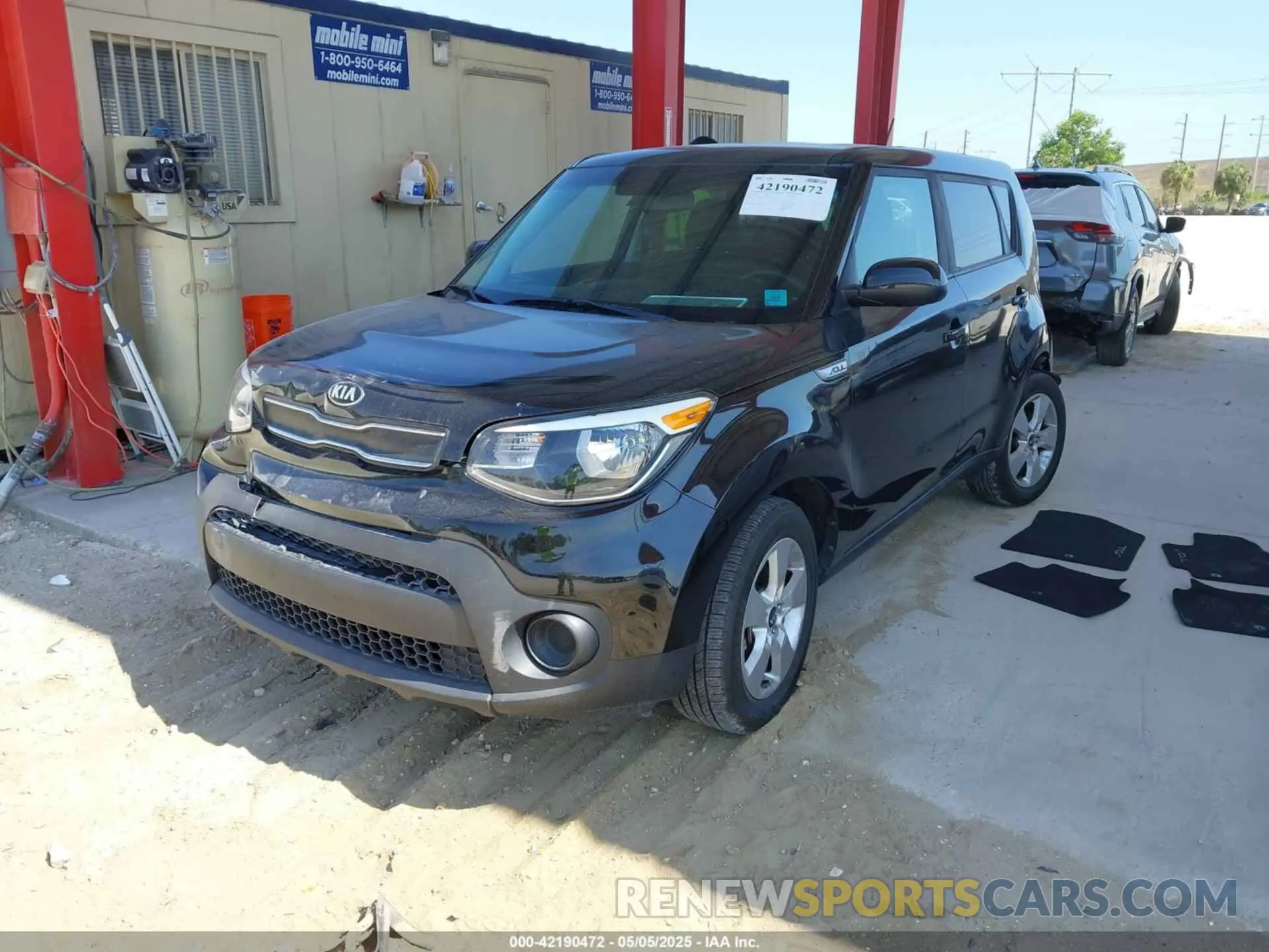 2 fotografías del automóvil dañado KNDJN2A27K7911003 KIA SOUL 2019