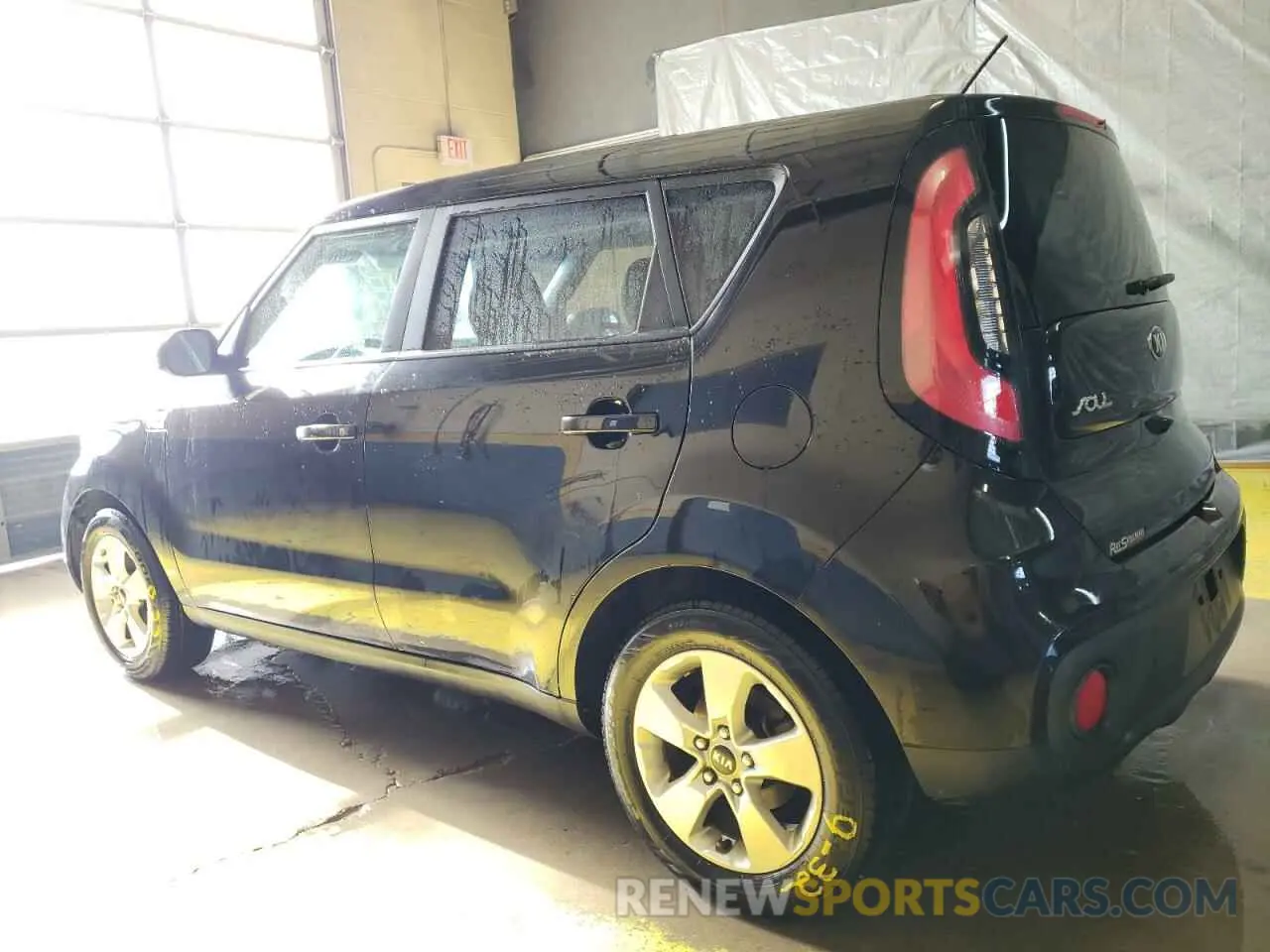 2 fotografías del automóvil dañado KNDJN2A27K7913933 KIA SOUL 2019