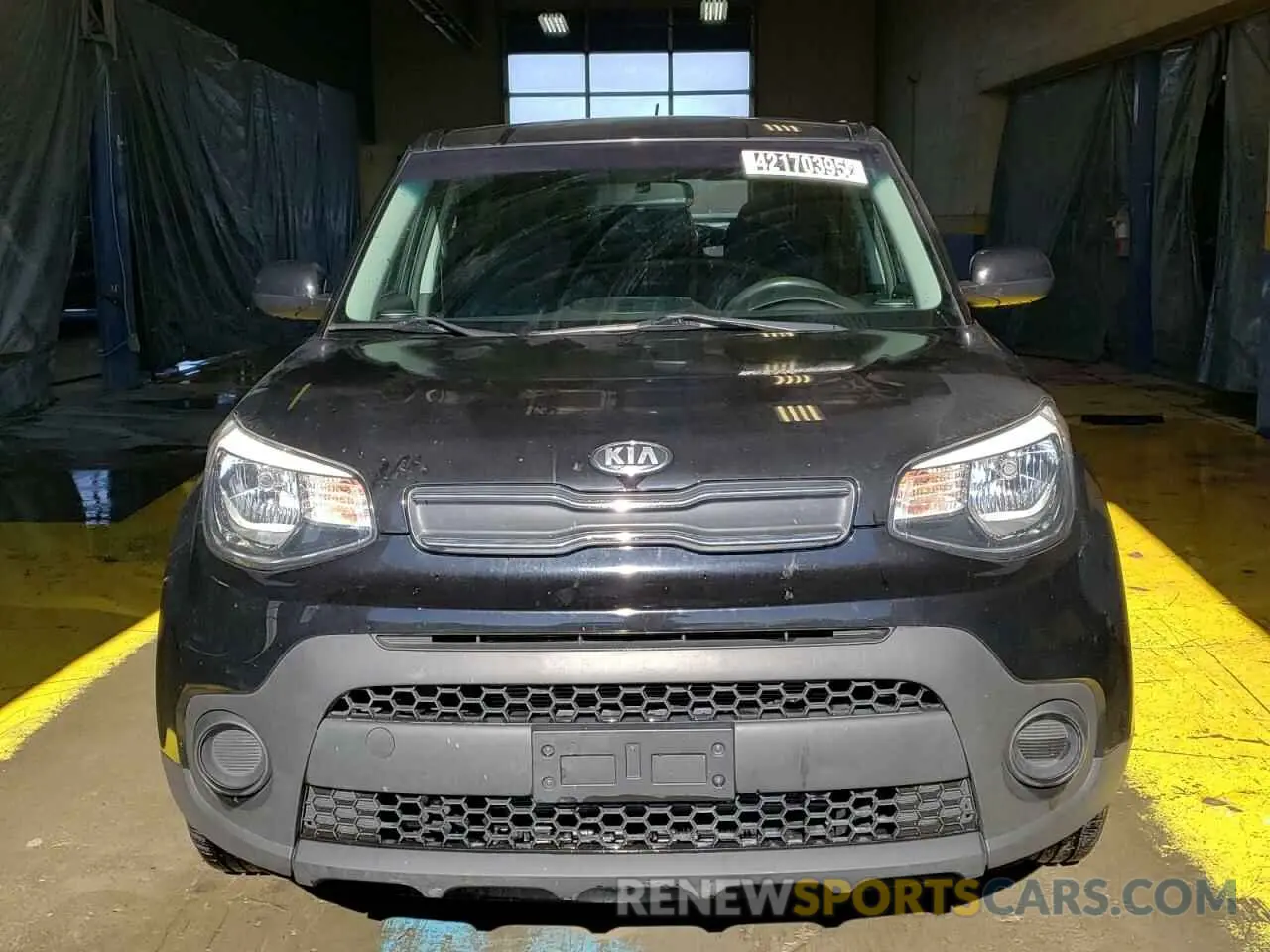 5 fotografías del automóvil dañado KNDJN2A27K7913933 KIA SOUL 2019