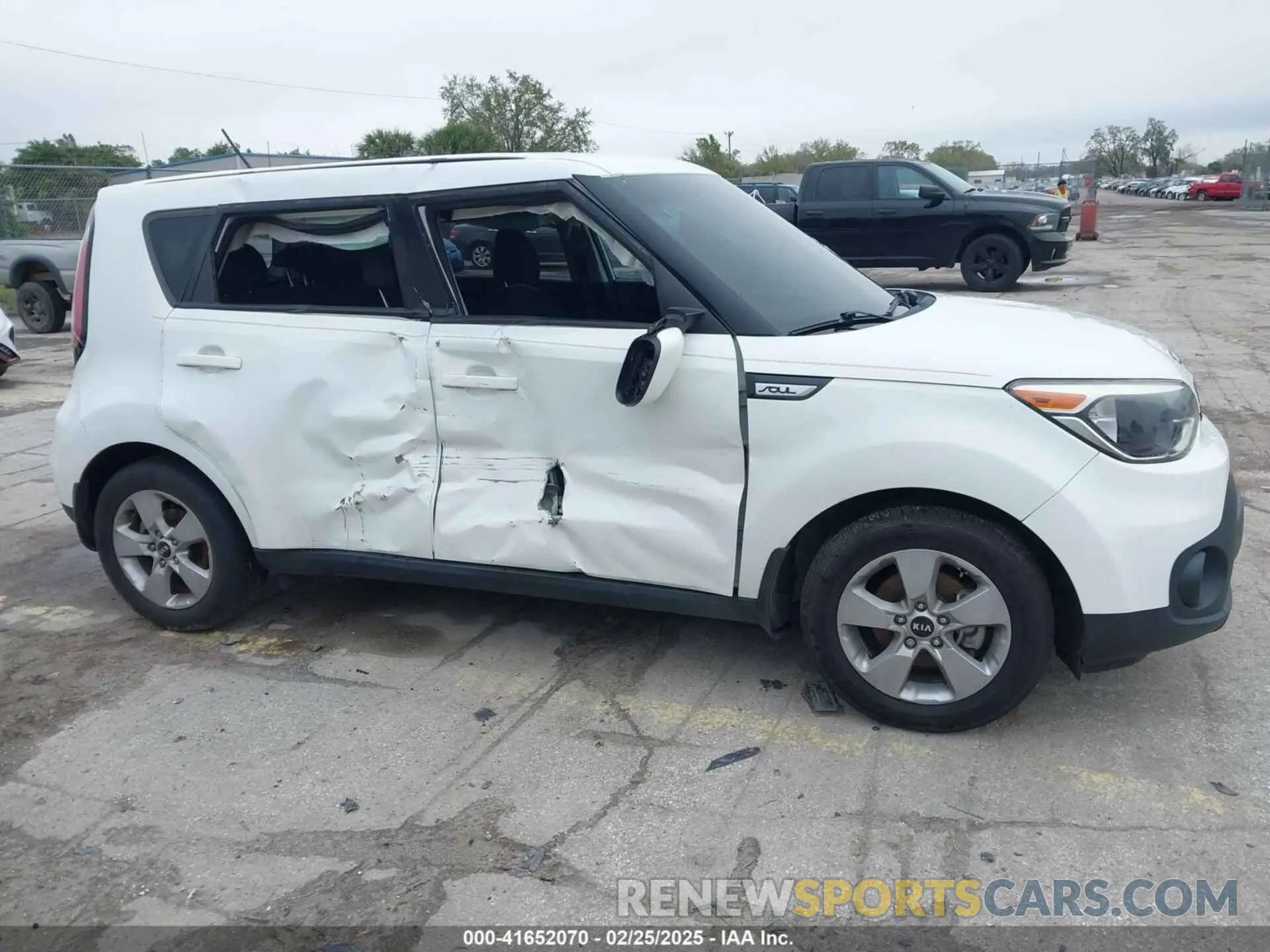 6 fotografías del automóvil dañado KNDJN2A27K7915729 KIA SOUL 2019