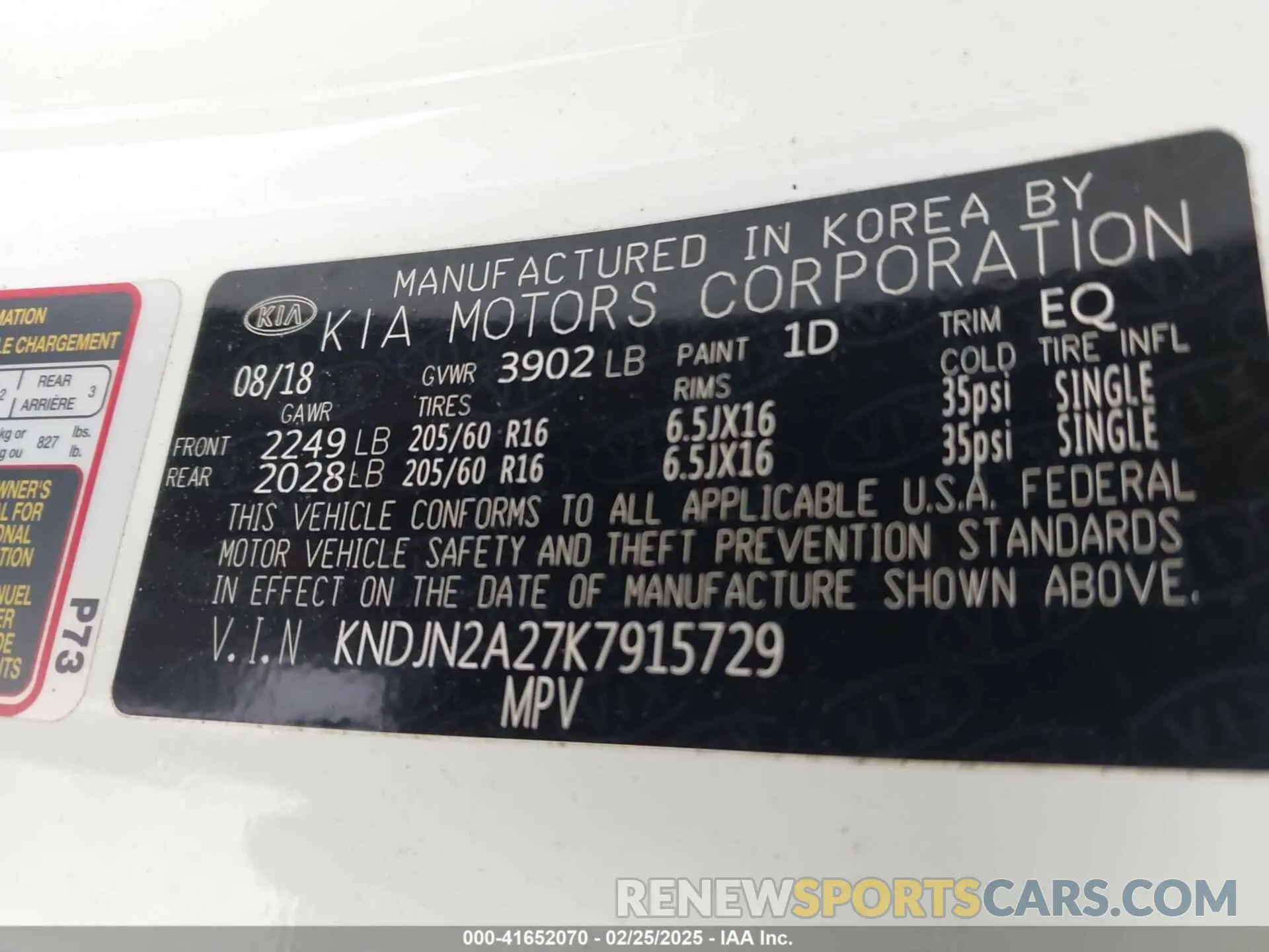 9 fotografías del automóvil dañado KNDJN2A27K7915729 KIA SOUL 2019