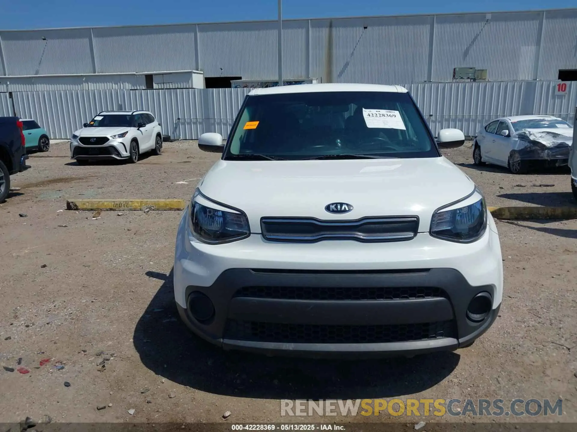 6 fotografías del automóvil dañado KNDJN2A28K7010934 KIA SOUL 2019