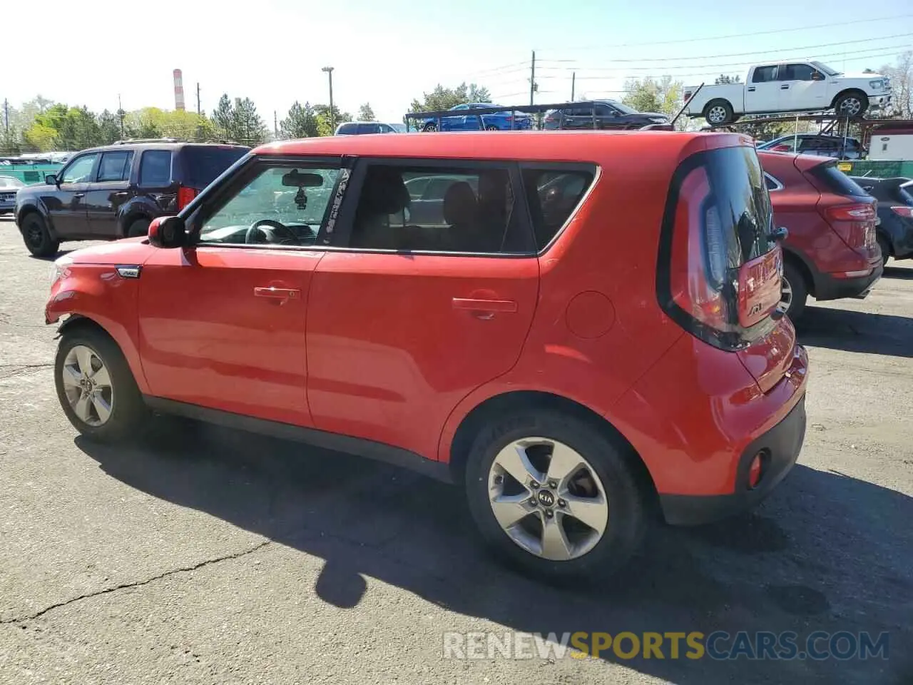 2 fotografías del automóvil dañado KNDJN2A28K7022260 KIA SOUL 2019
