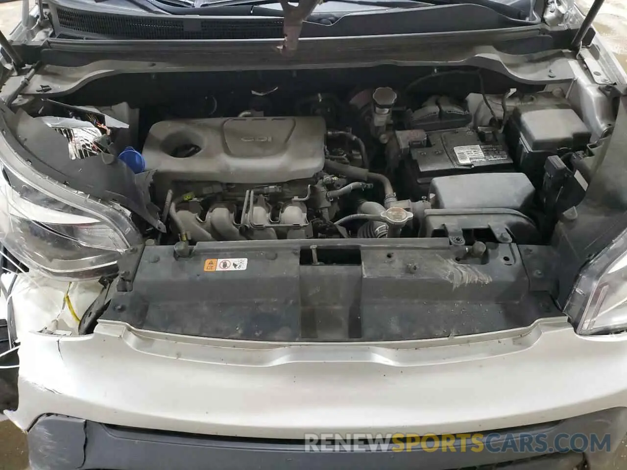 11 fotografías del automóvil dañado KNDJN2A28K7657575 KIA SOUL 2019