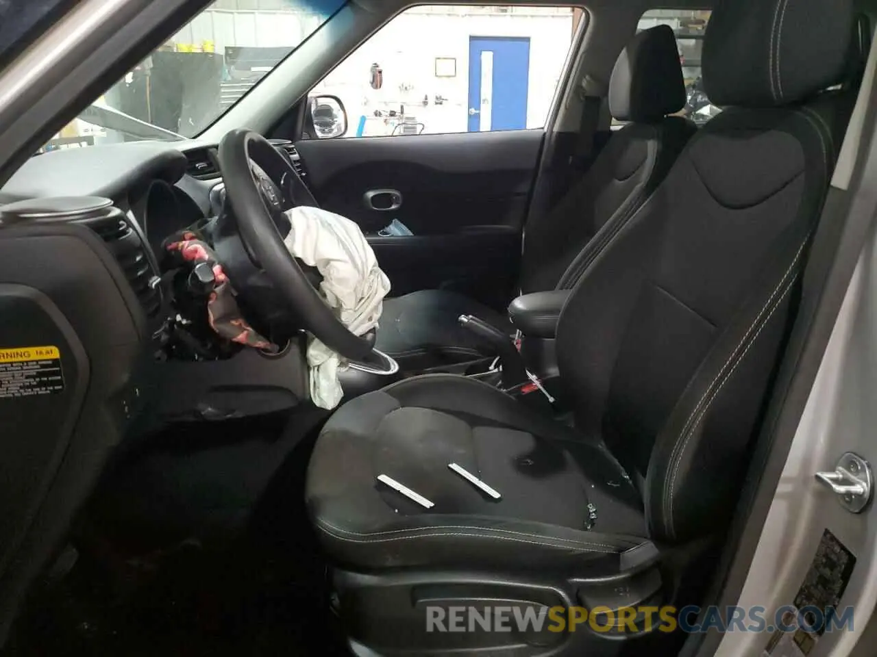 7 fotografías del automóvil dañado KNDJN2A28K7657575 KIA SOUL 2019