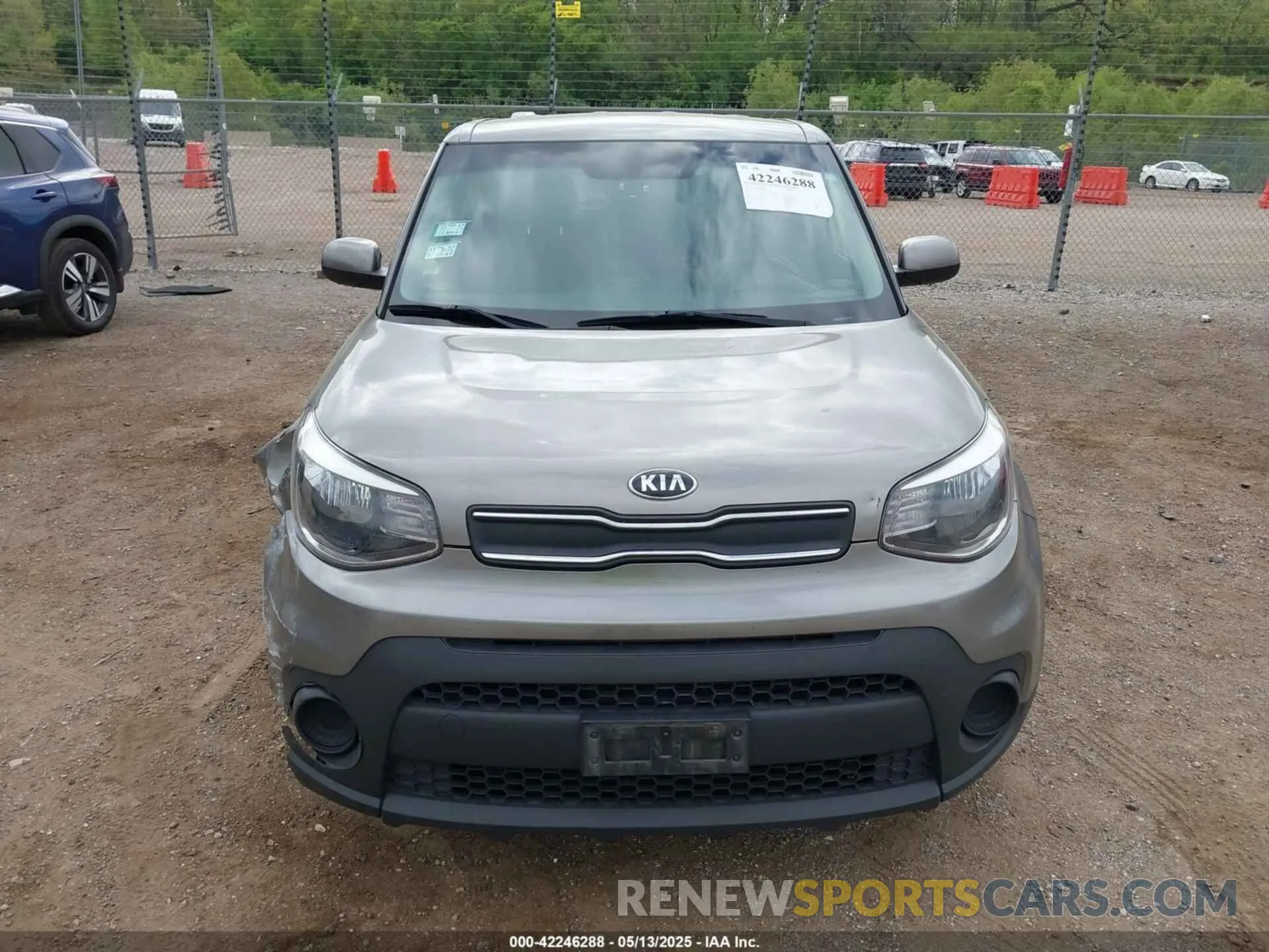 12 fotografías del automóvil dañado KNDJN2A28K7662646 KIA SOUL 2019