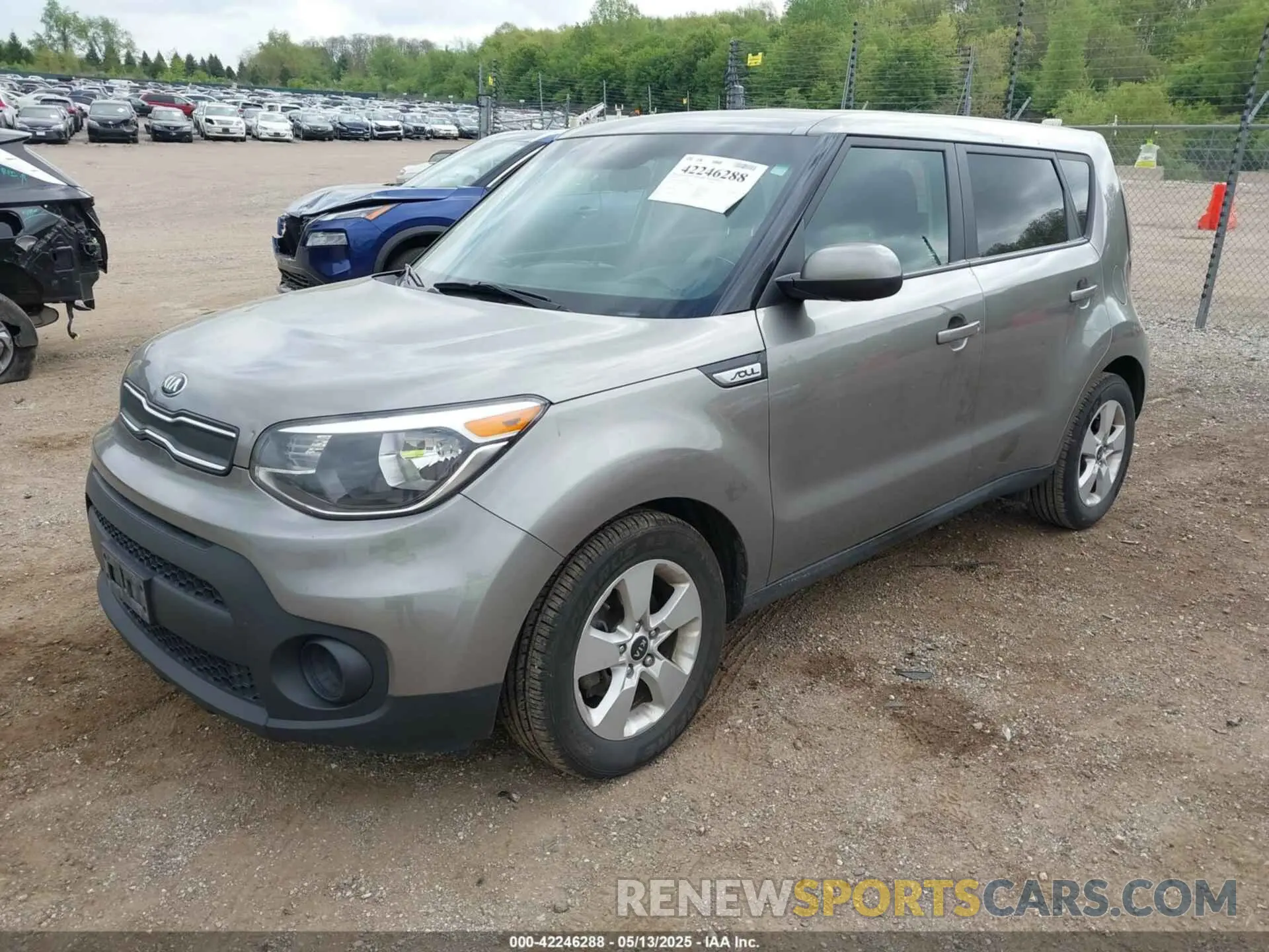2 fotografías del automóvil dañado KNDJN2A28K7662646 KIA SOUL 2019