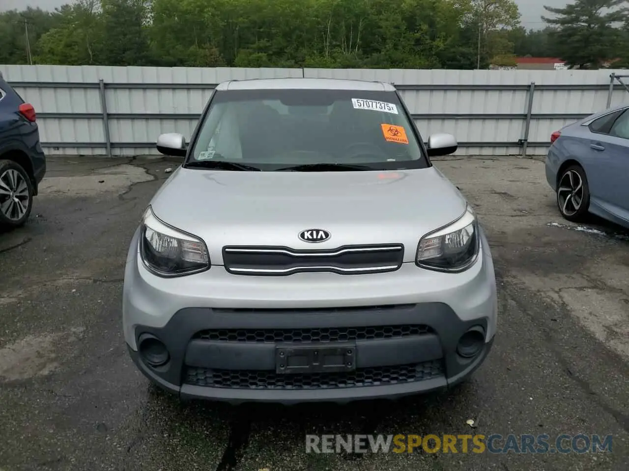 5 fotografías del automóvil dañado KNDJN2A28K7666566 KIA SOUL 2019