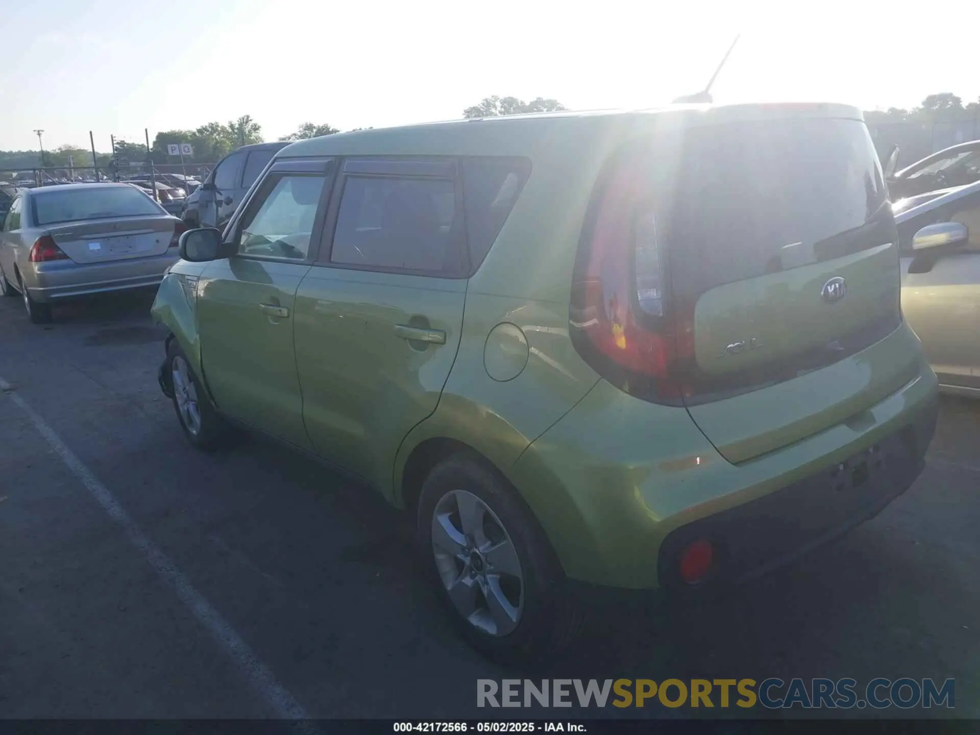 14 fotografías del automóvil dañado KNDJN2A28K7914346 KIA SOUL 2019