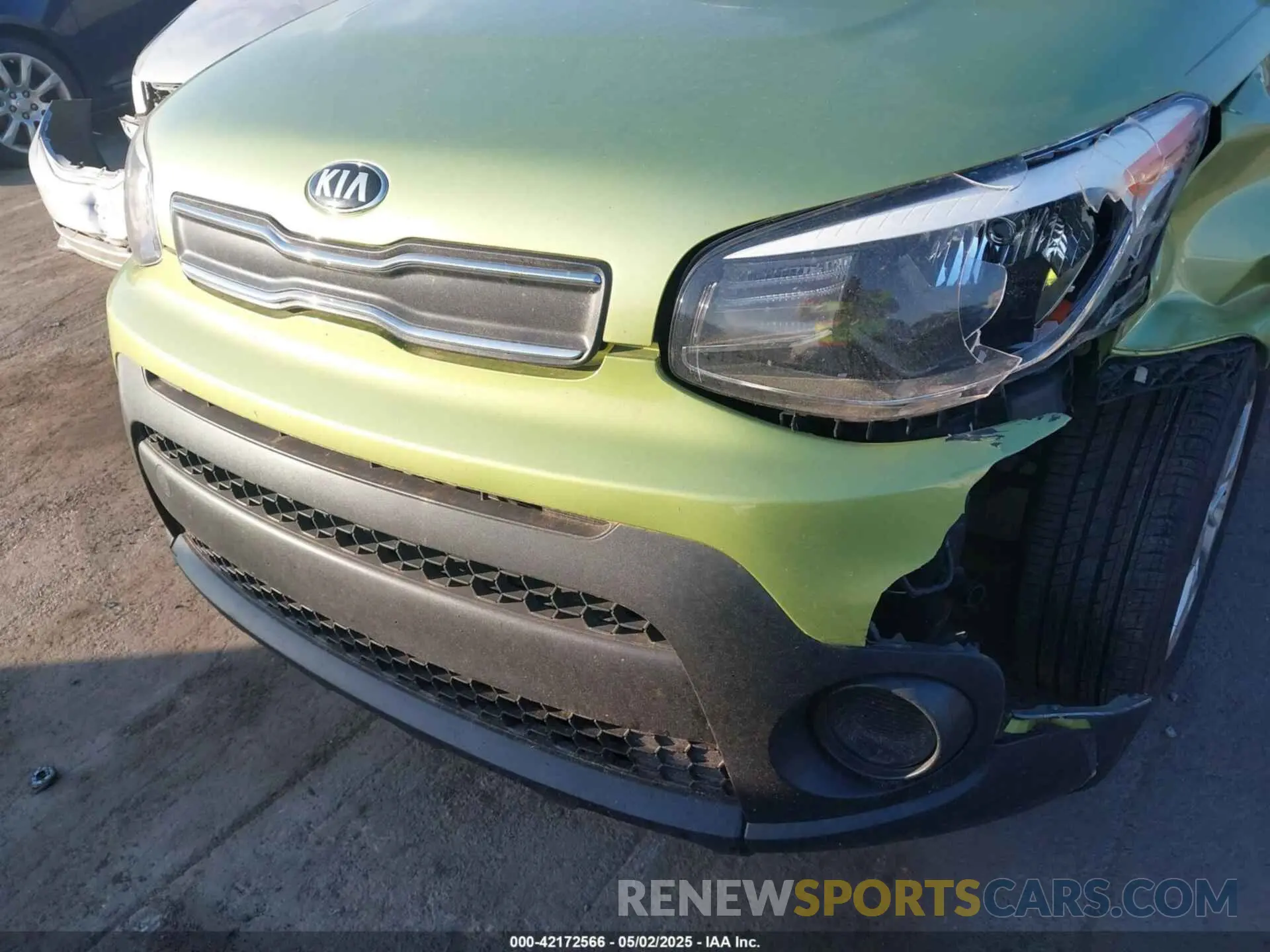 17 fotografías del automóvil dañado KNDJN2A28K7914346 KIA SOUL 2019