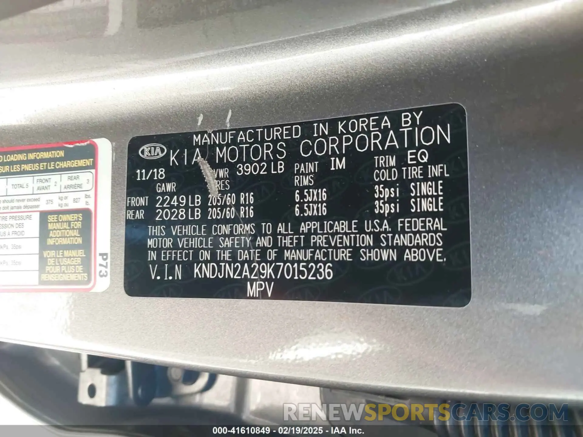9 fotografías del automóvil dañado KNDJN2A29K7015236 KIA SOUL 2019