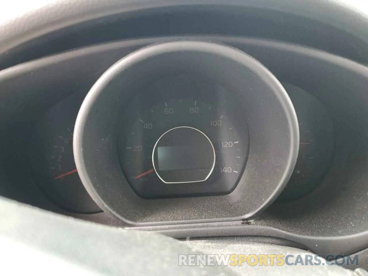 9 fotografías del automóvil dañado KNDJN2A29K7018427 KIA SOUL 2019