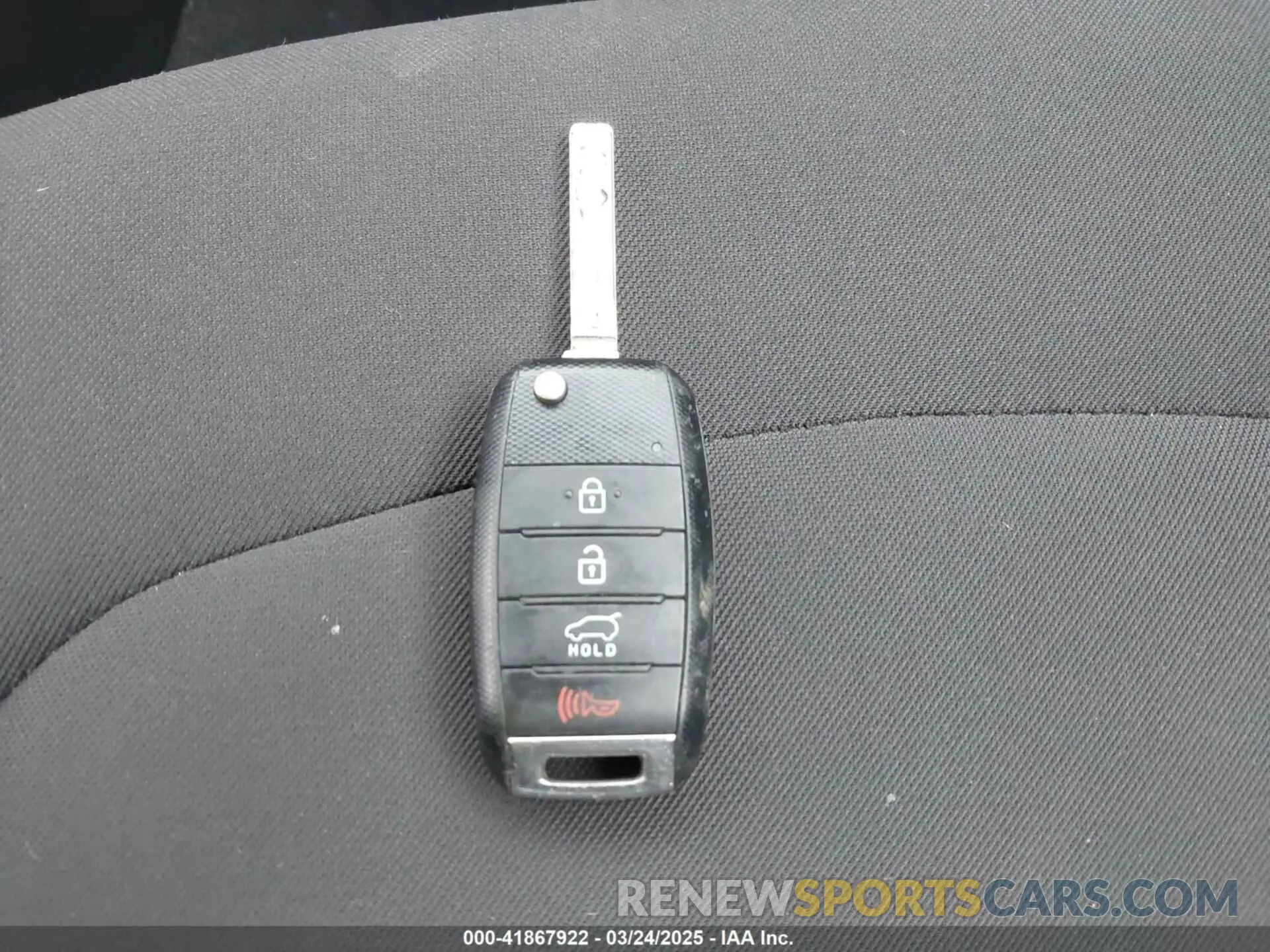 11 fotografías del automóvil dañado KNDJN2A29K7650098 KIA SOUL 2019