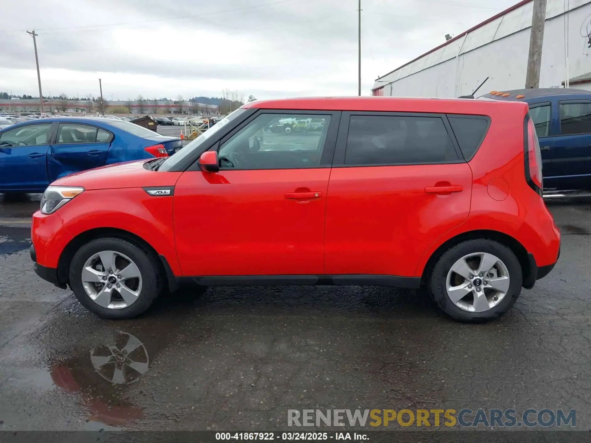 14 fotografías del automóvil dañado KNDJN2A29K7650098 KIA SOUL 2019