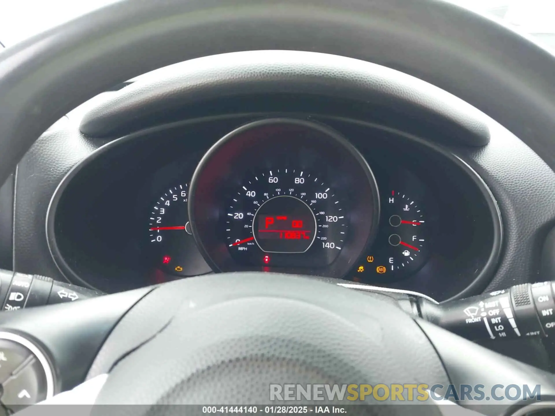 7 fotografías del automóvil dañado KNDJN2A29K7669721 KIA SOUL 2019