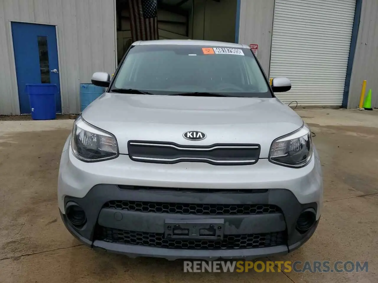 5 fotografías del automóvil dañado KNDJN2A29K7687250 KIA SOUL 2019