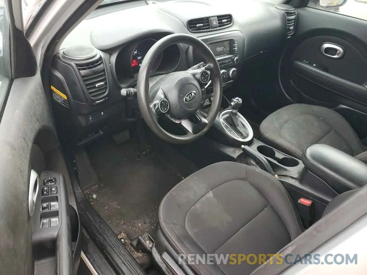 8 fotografías del automóvil dañado KNDJN2A29K7687250 KIA SOUL 2019