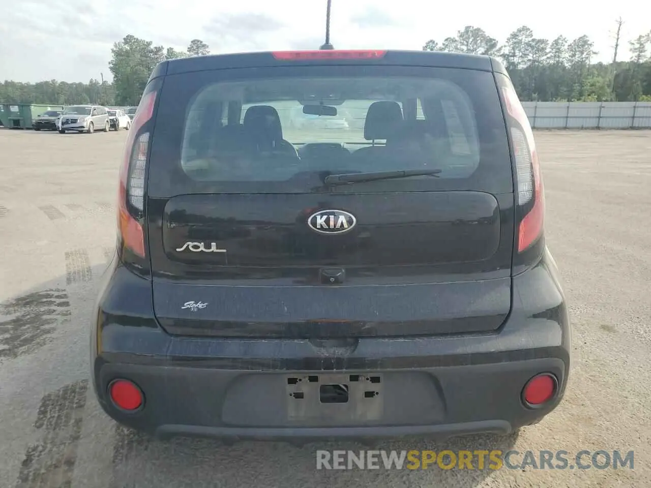 6 fotografías del automóvil dañado KNDJN2A29K7921032 KIA SOUL 2019