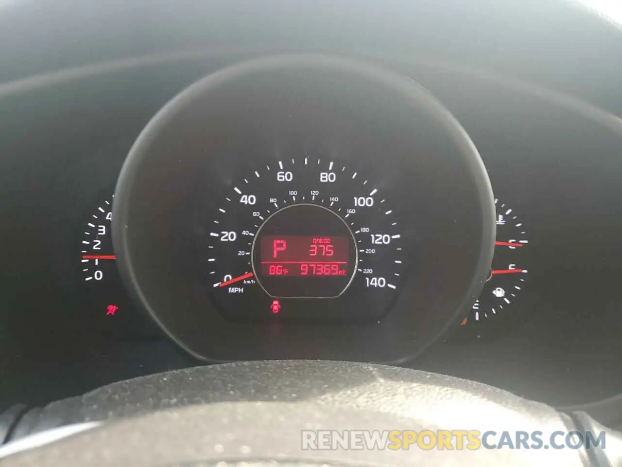 9 fotografías del automóvil dañado KNDJN2A29K7921032 KIA SOUL 2019